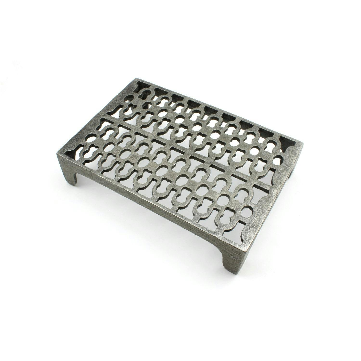 Oakcrafts - Antique Cast Iron Double Air Brick - 230mm x 155mm - Image 3