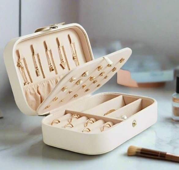 Modcraft White Portable Leather Jewelery Box Travel Case For Rings Necklaces Earrings Storage