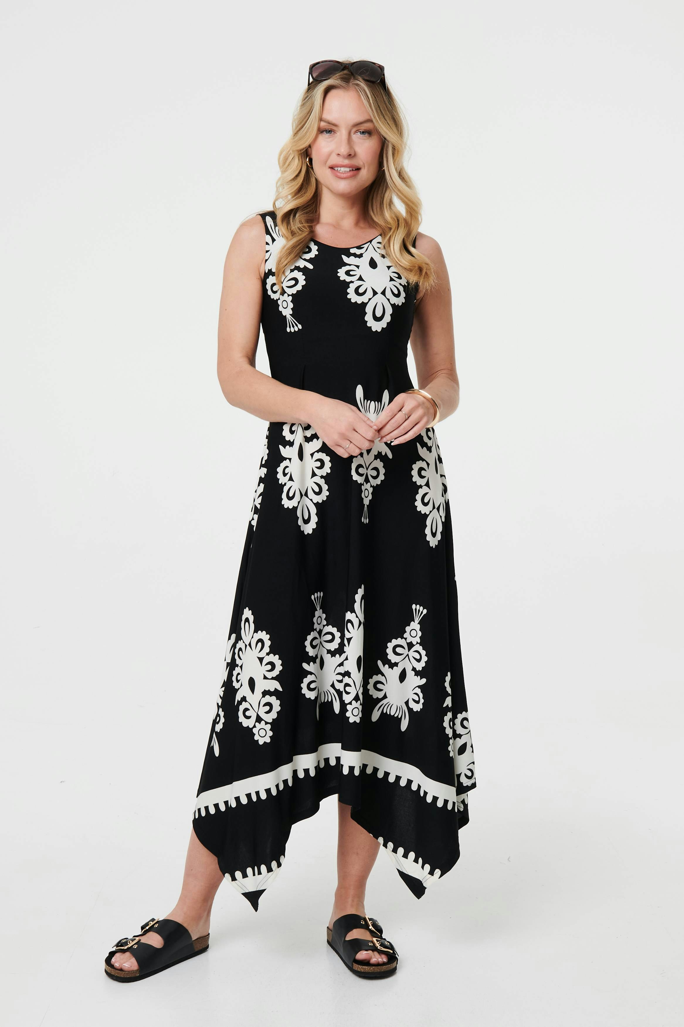 Izabel London Black/White Ikat Print Sleeveless A-Line Midi Dress - And - 12