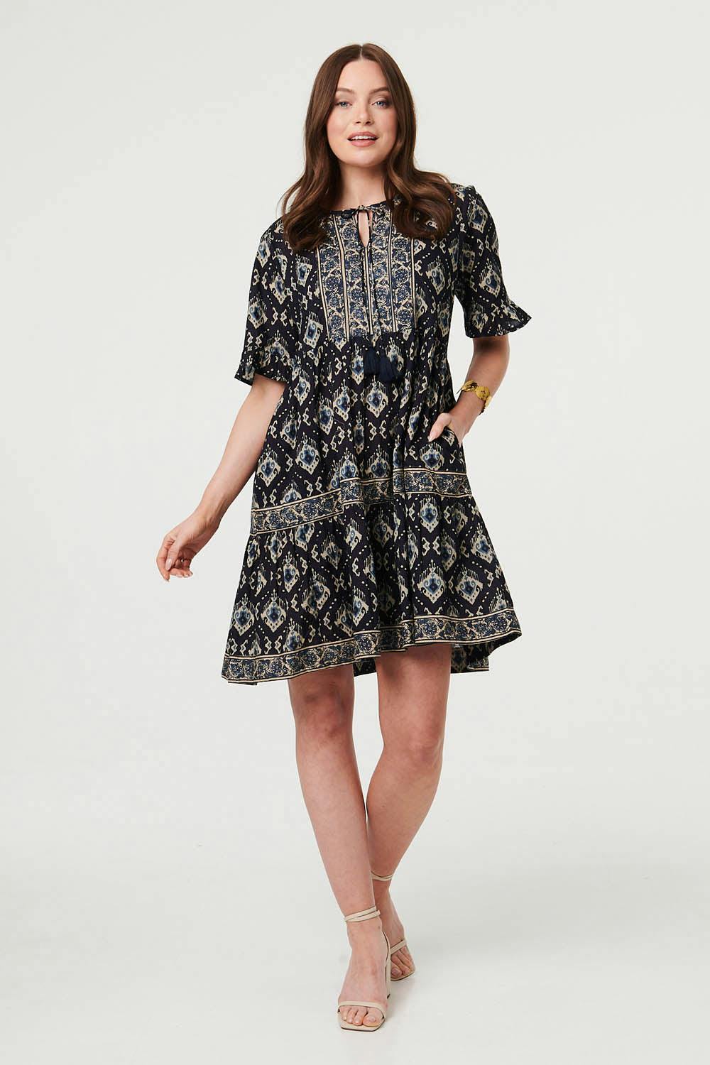 Izabel London Light Printed 1/2 Flared Sleeve Short Dress - 10 - Navy