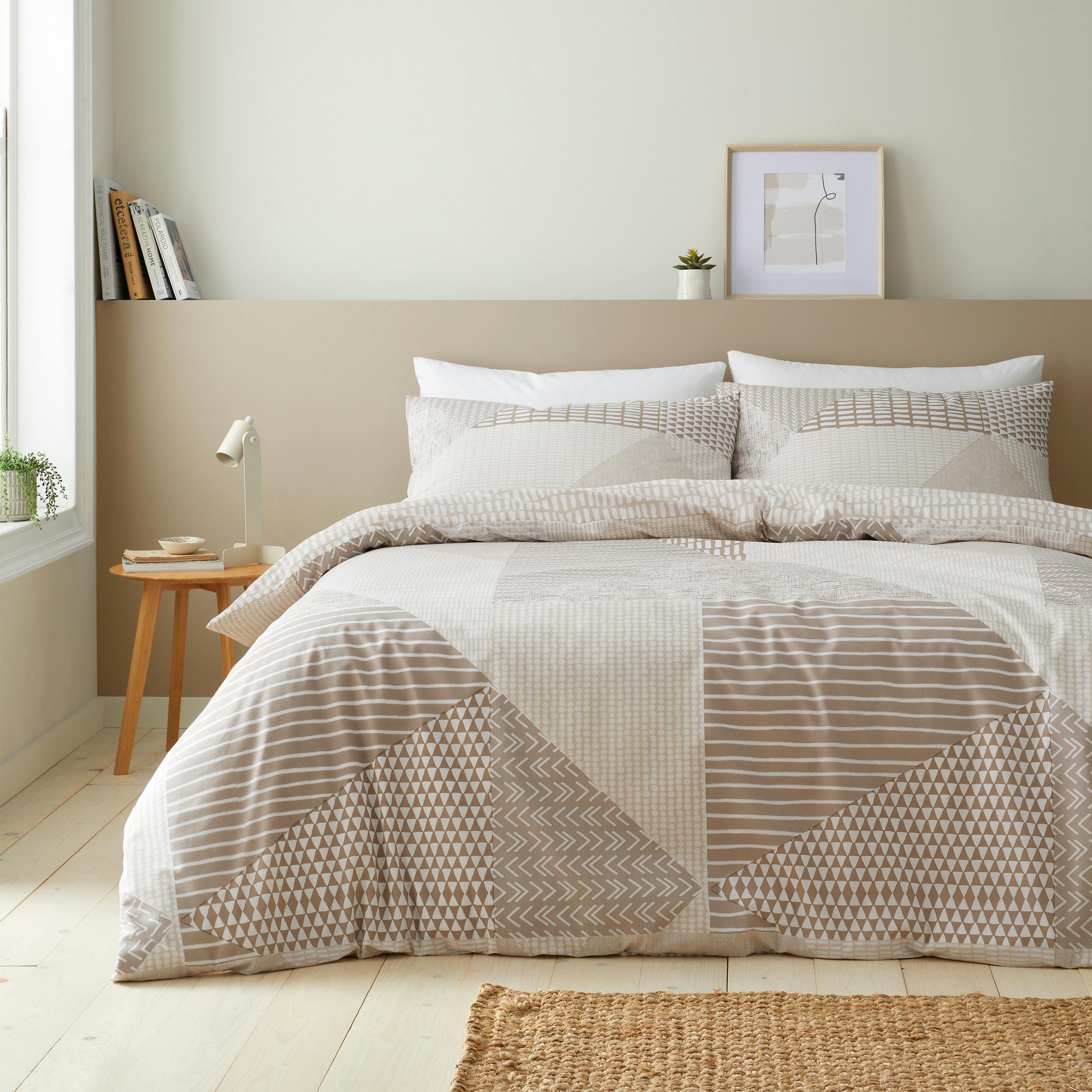 Rackhams Larsson Geo Reversible Duvet Cover Set - Natural - Double