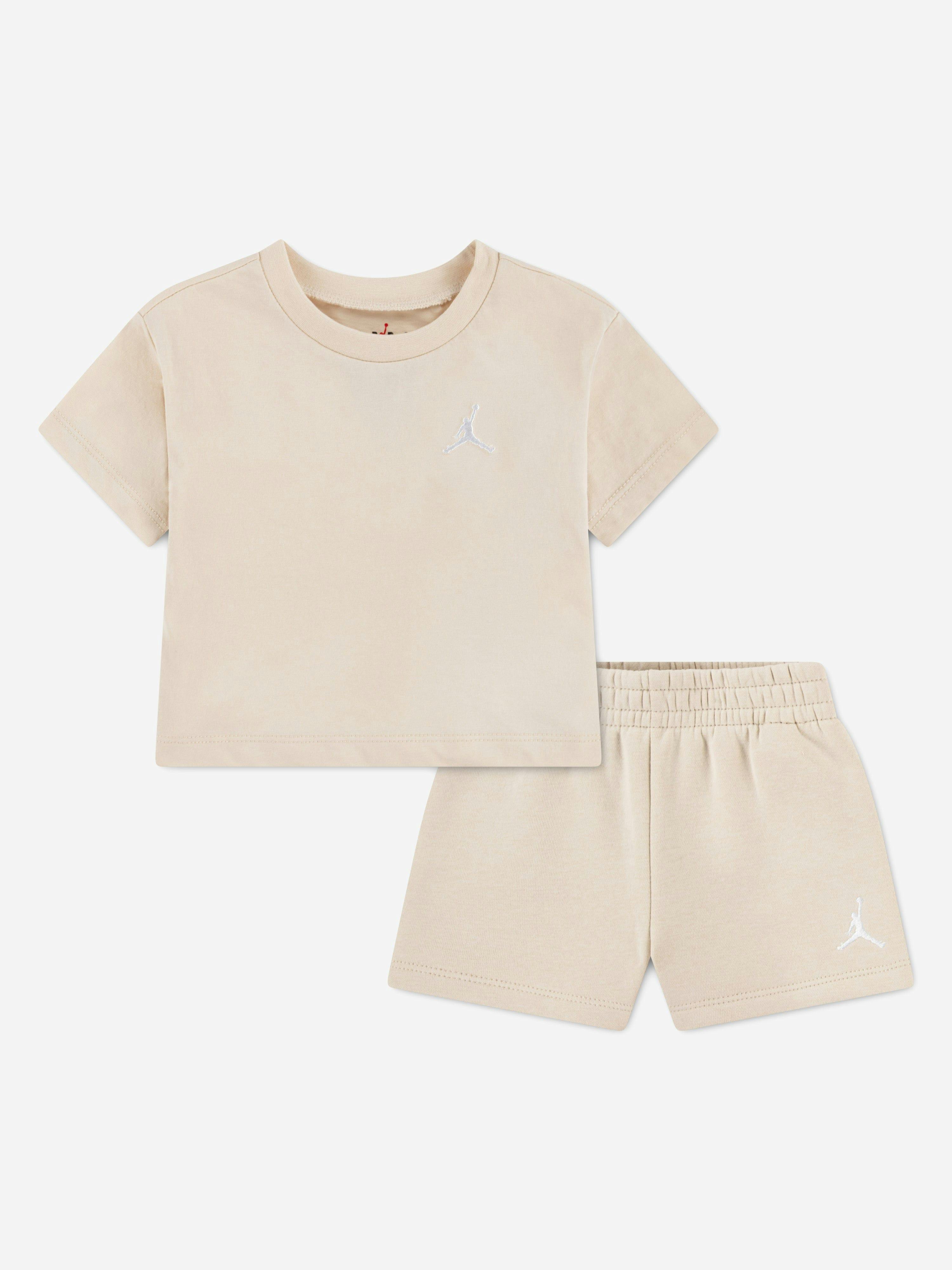 Jordan Girls Beige Brooklyn Essential Fleece Short Set In - 18 Months