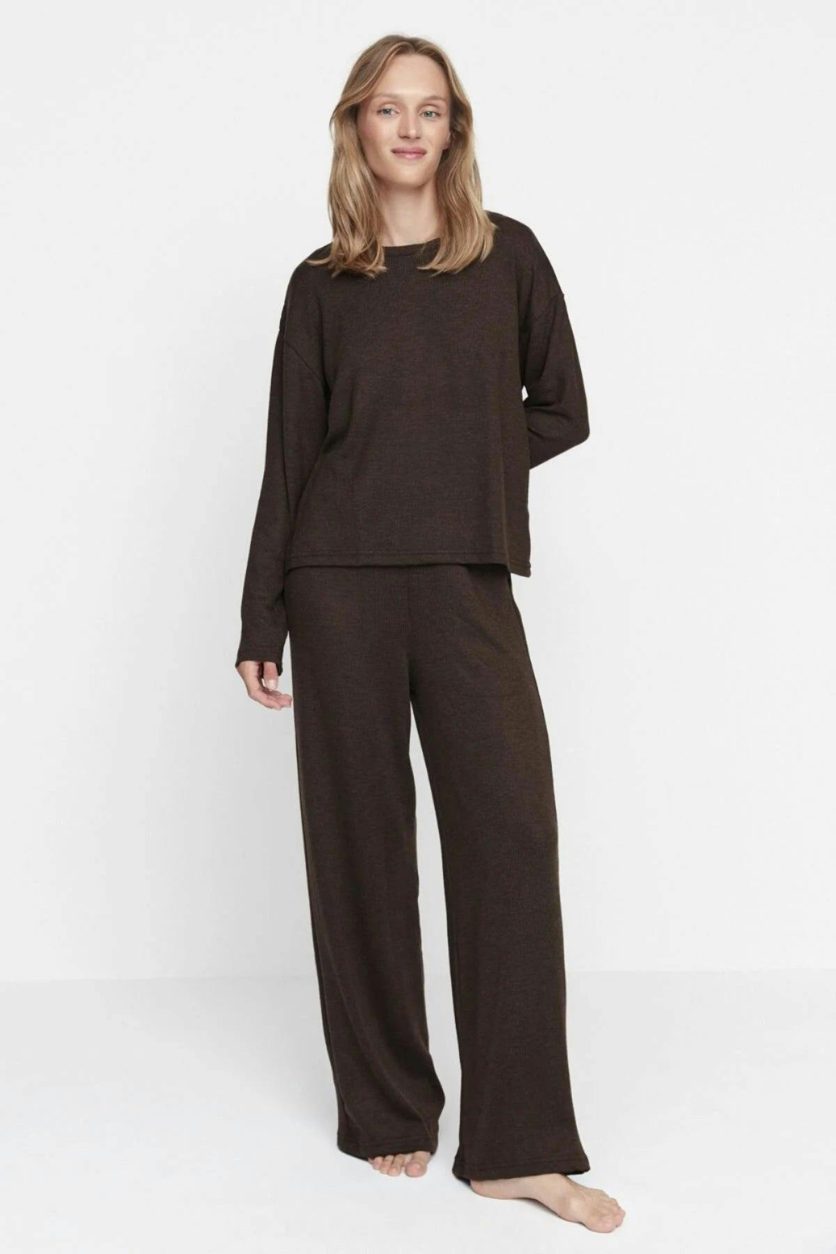 Hoxton Gal Brown 2 Piece Ribbed Knit Pajama Set - S