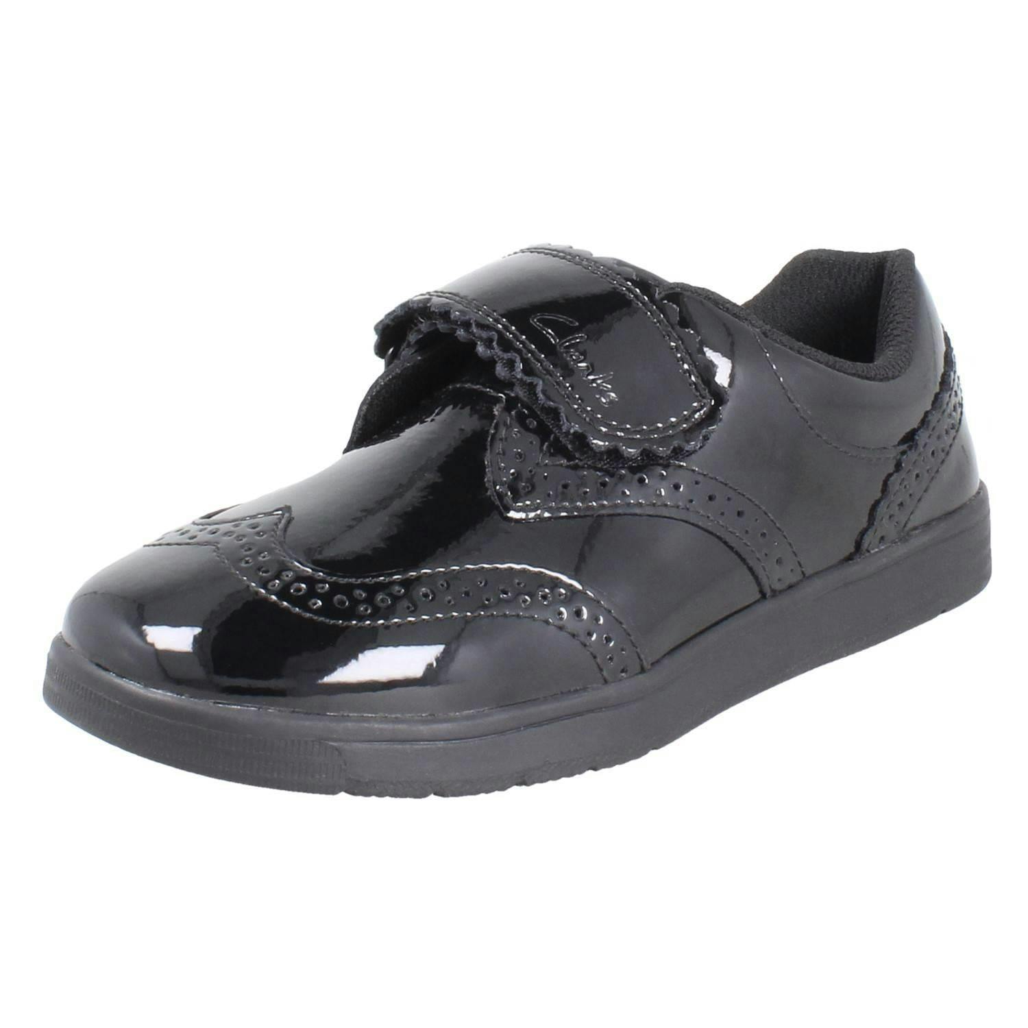 Clarks Girls Black Closed Top School Shoes Disco Skip - Patent - Uk 9.5 Child - F