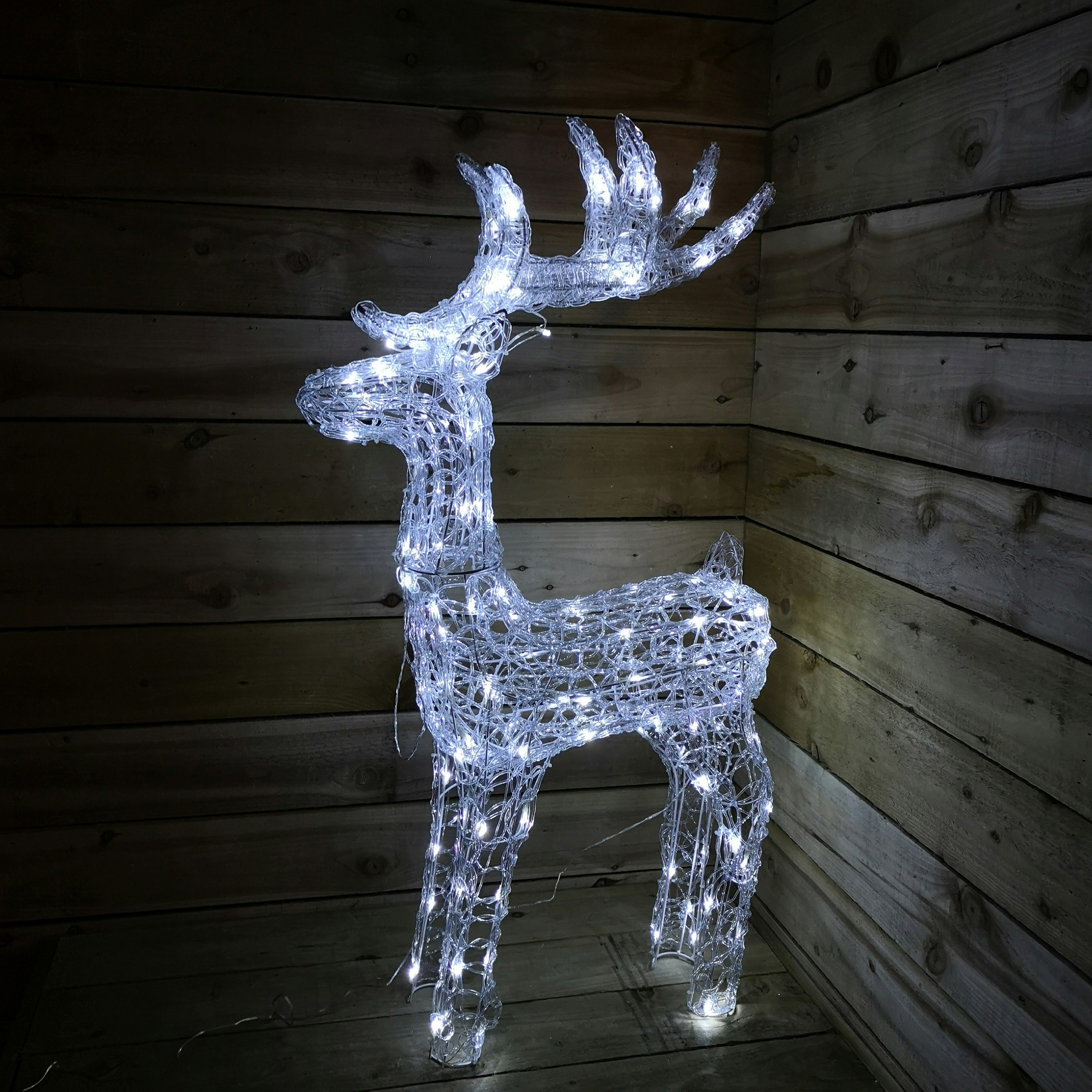 Rackhams White Christmas Lit Soft Acrylic Reindeer 160 Led Indoor Outdoor