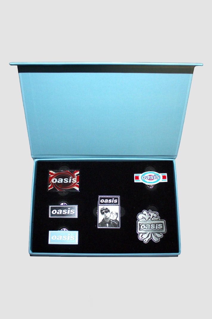 Paradiso Clothing Black Oasis Band Logo Pin Badge Gift Set