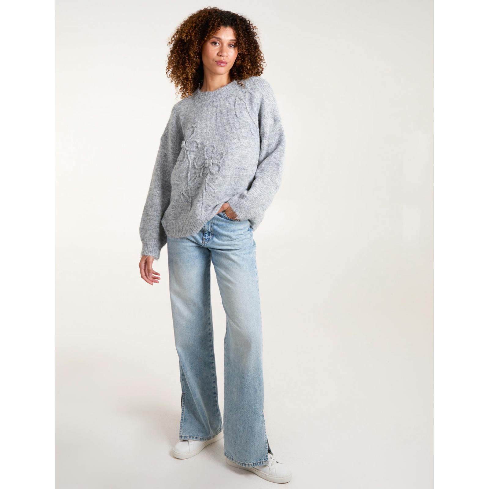 Blue Vanilla Blue/Grey Vanilla Knit Flower Embroidery Cropped Jumper - S-M