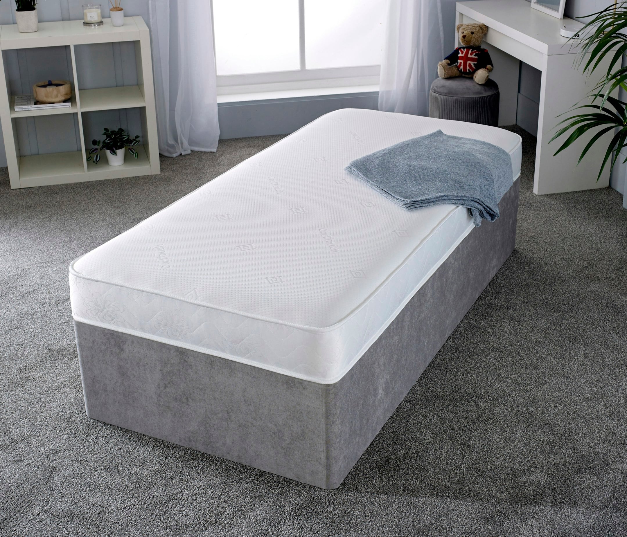 Starlight Beds White European Double Foam Mattress - 6" Deep, Medium Firm Support - 1 - European Double Mattress (140Cm X 200Cm)