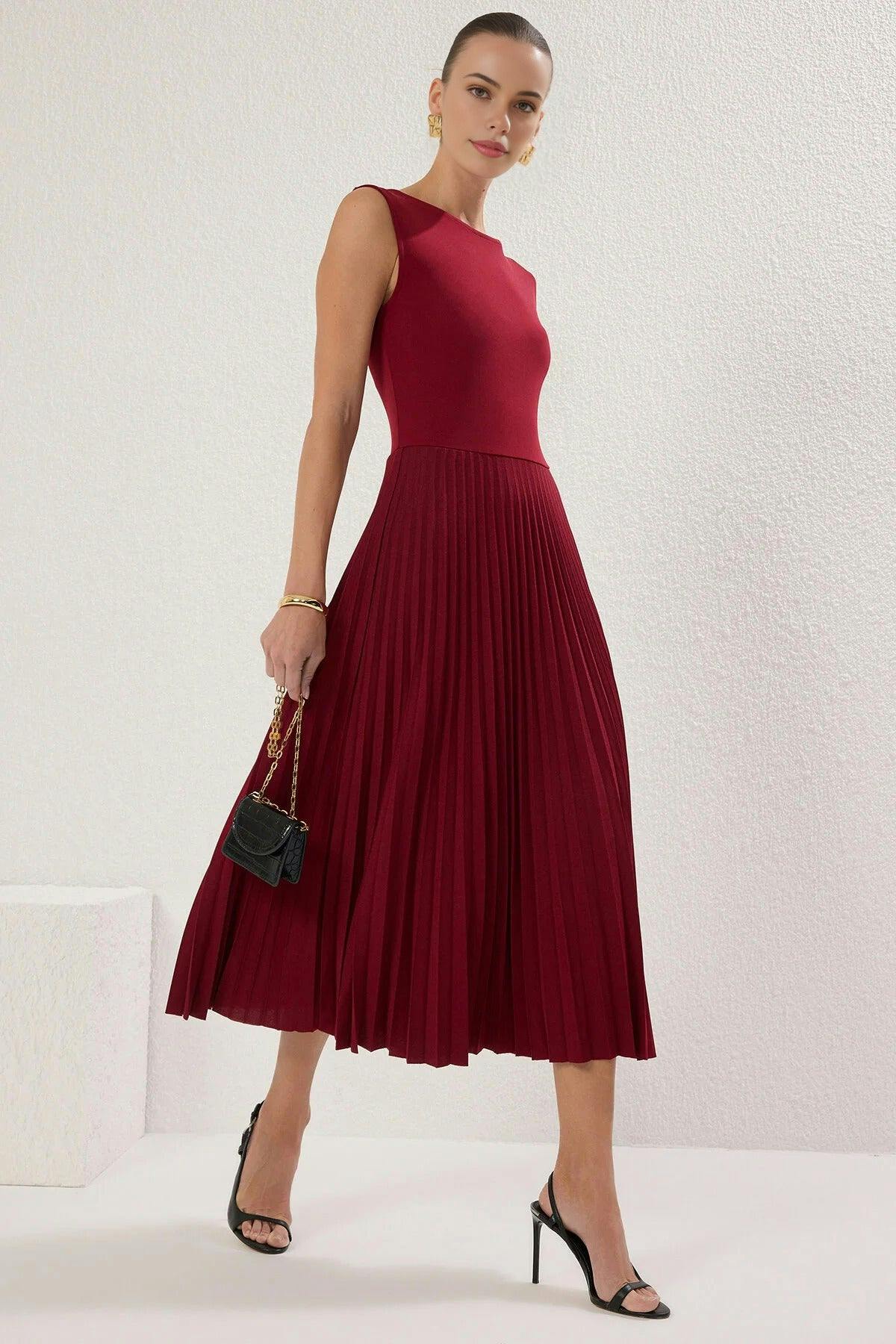 Wovcor Burgundy Pleated Lined Sleeveless Stretch Knit Midi Dress - L