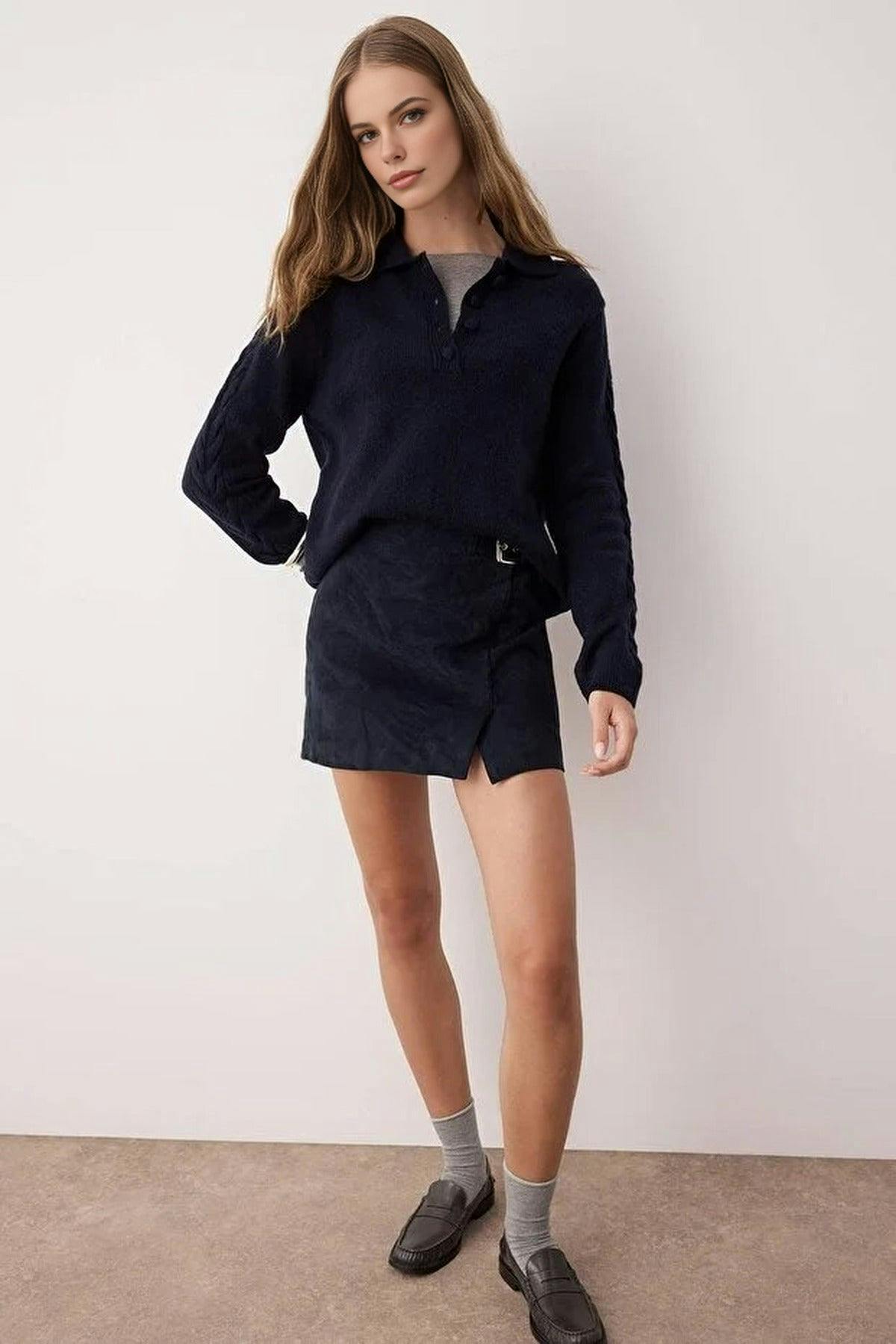 Wovcor Soft-Textured Knit Sweater With Hair Knitting Detail - Navy - M