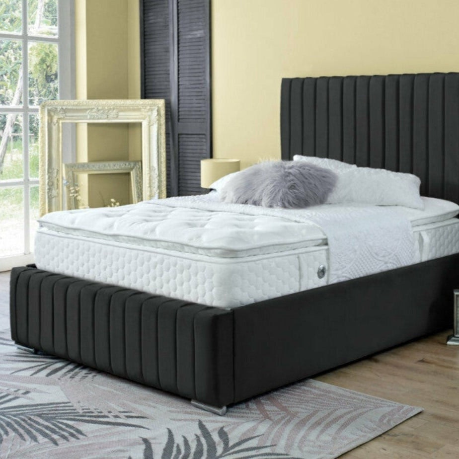 Rackhams Black Savoy Bed - Kingsize - 5Ft