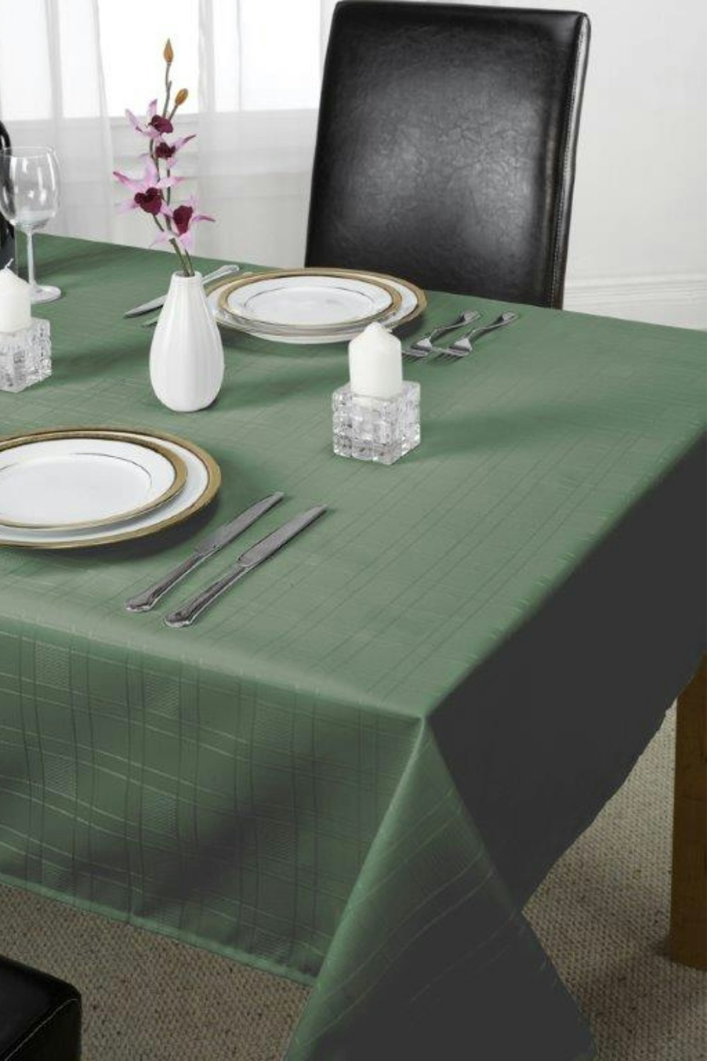 Emma Barclay Dark/Green Chequers Tablecloths - 60 X 84"