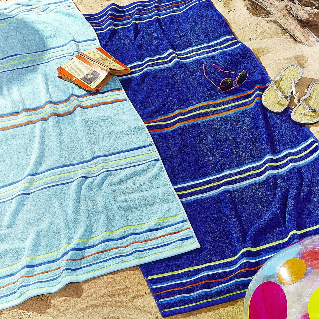 Catherine Lansfield Men's Blue Rainbow Beach Towel Pair Light/Dark - Image 4