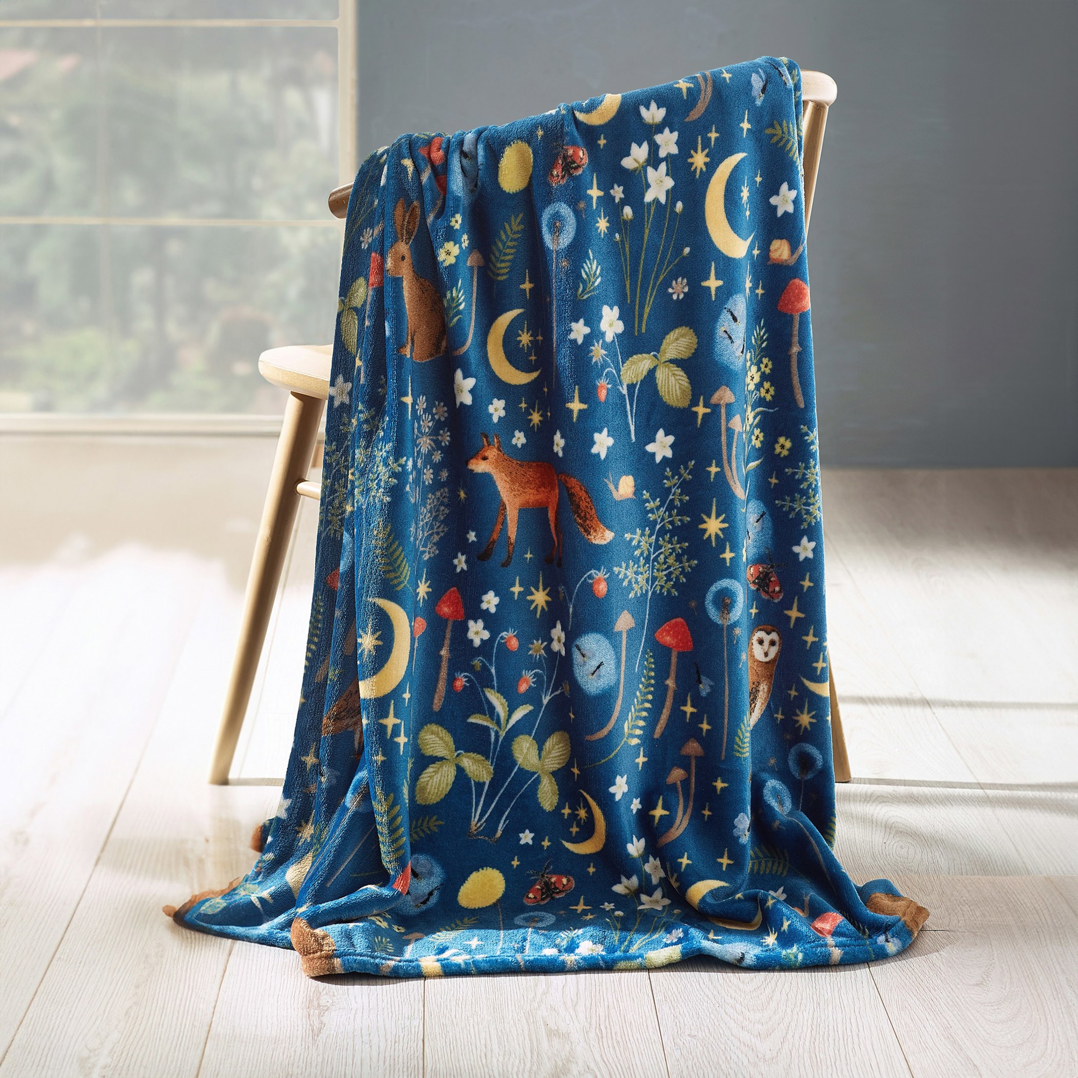 Catherine Lansfield Blue Enchanted Twilight Animals Cosy Fleece Blanket Throw Forest Navy - 130 X 170 Cm - Navy