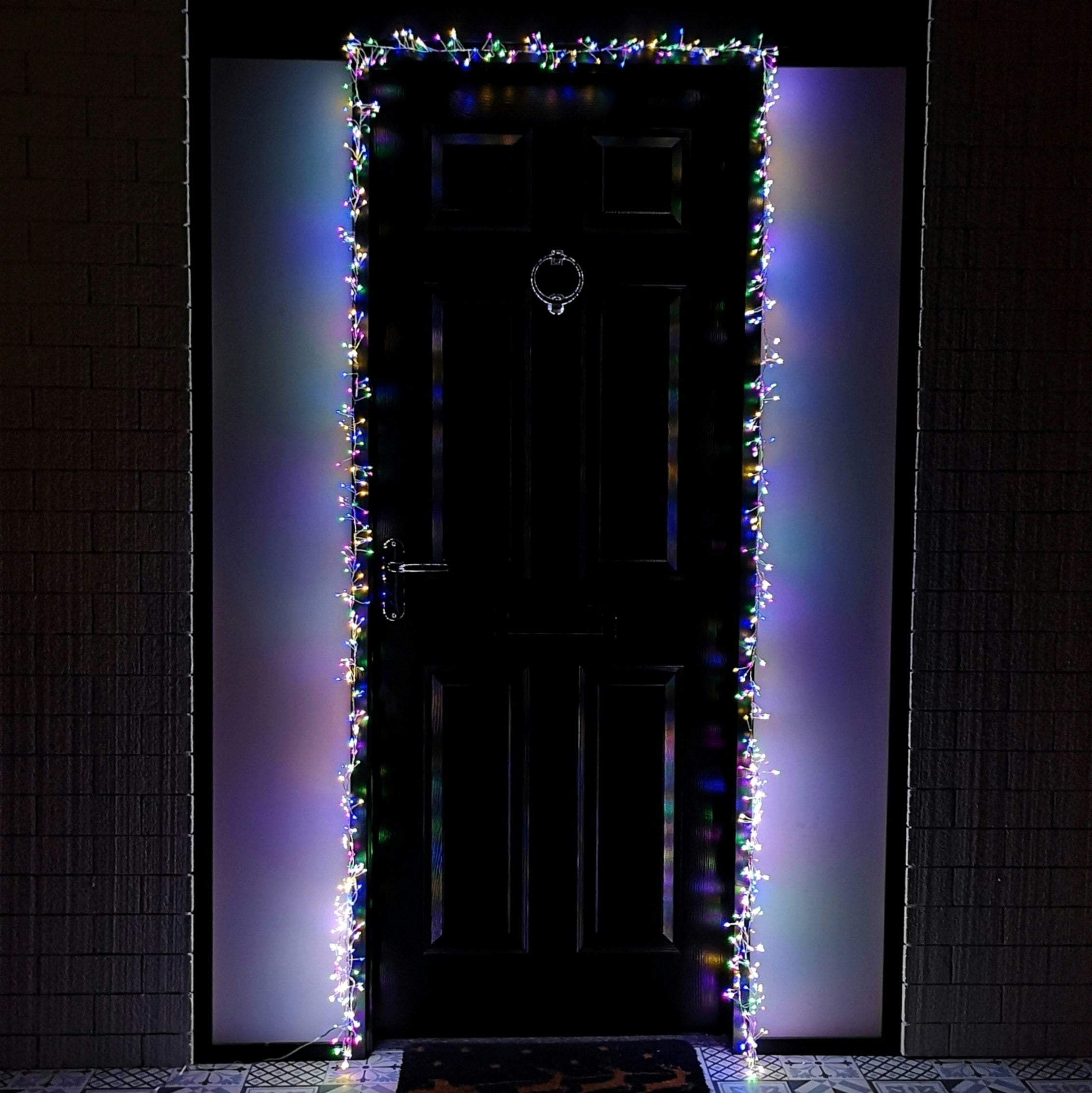 Samuel Alexander 880 LED Christmas Door Lights - Multicolour - 5.5m - Image 4