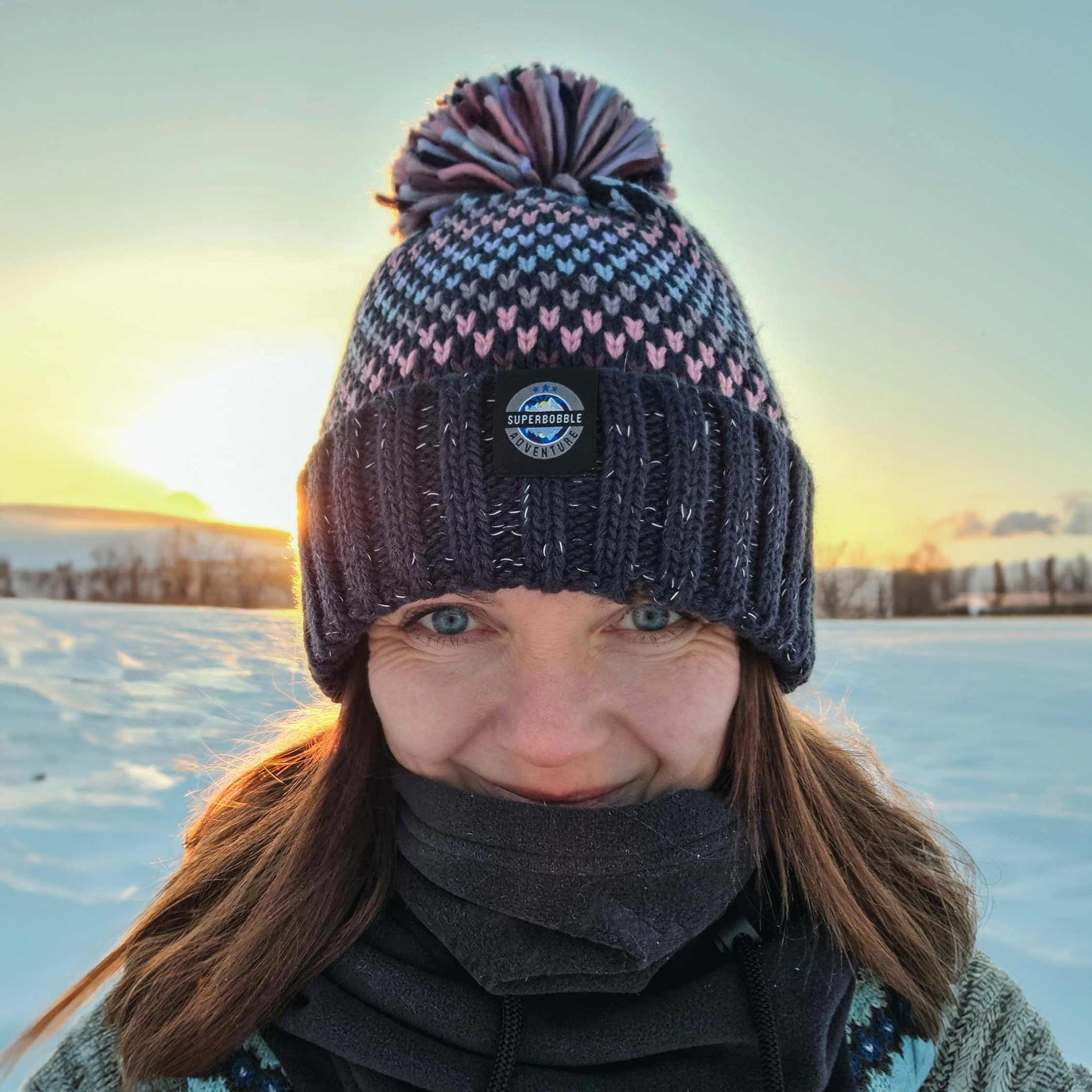 Superbobble Unisex Pink Nordic Knit Beanie Bobble Hat - Sapphire