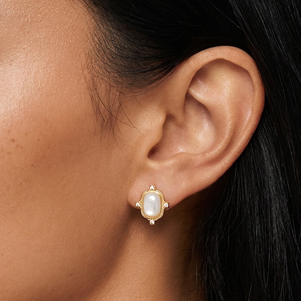 Muchv White/Gold Heirloom Stud Earrings