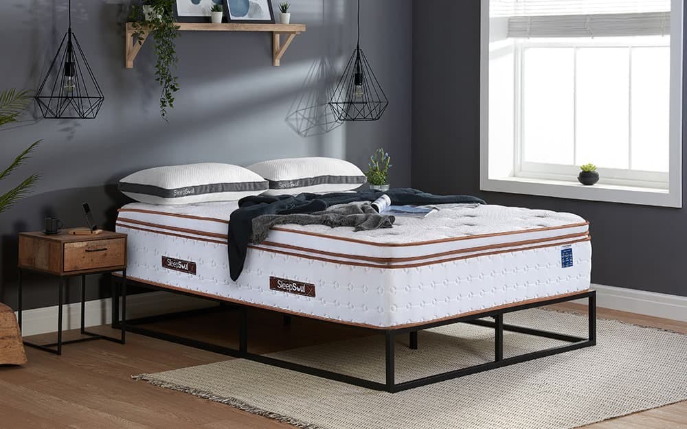 Rackhams Space 3000 Pocket Memory Pillow Top Mattress - Double
