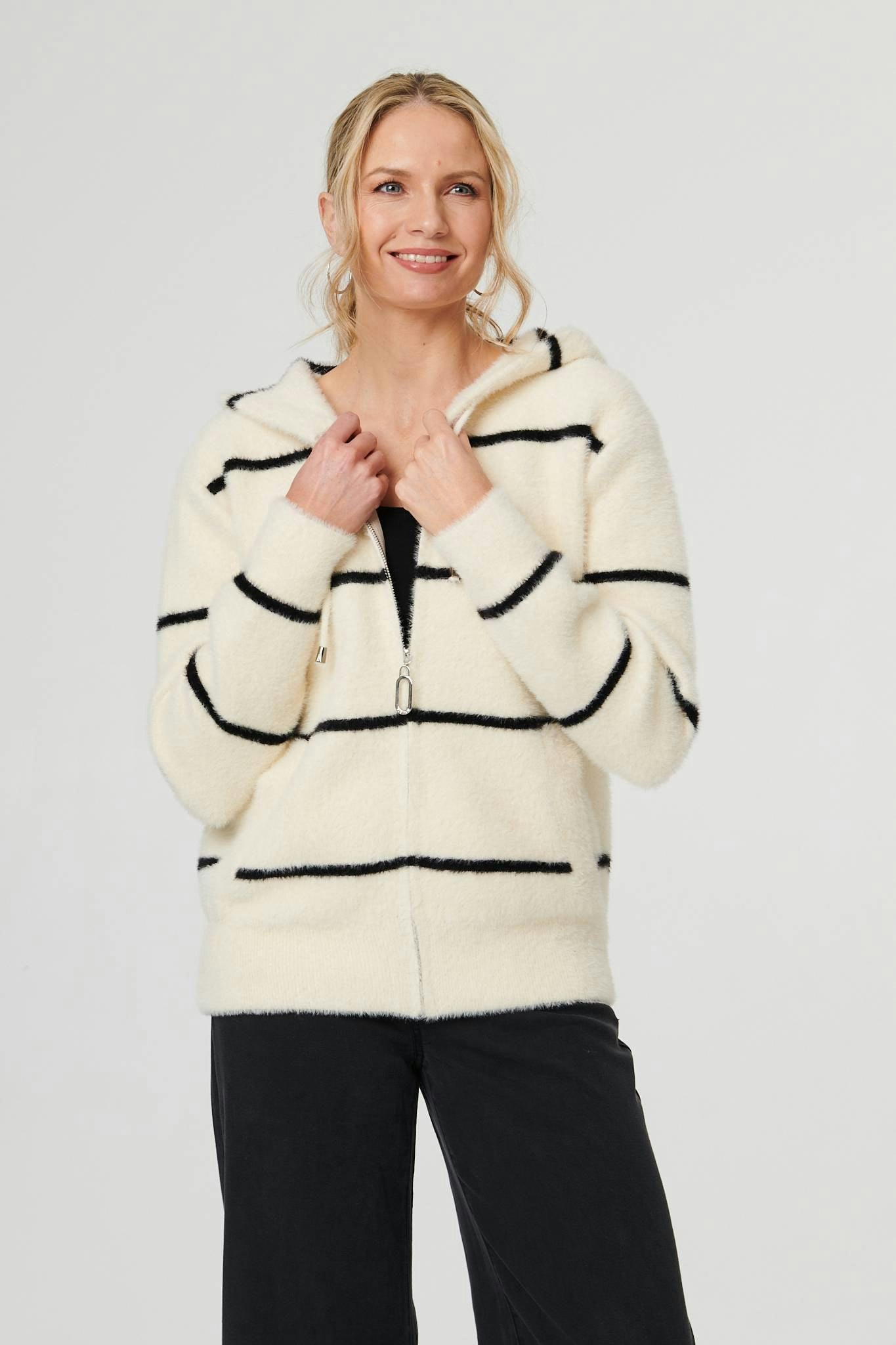 Izabel London White Stripe Print Textured Hooded Jacket - S/M