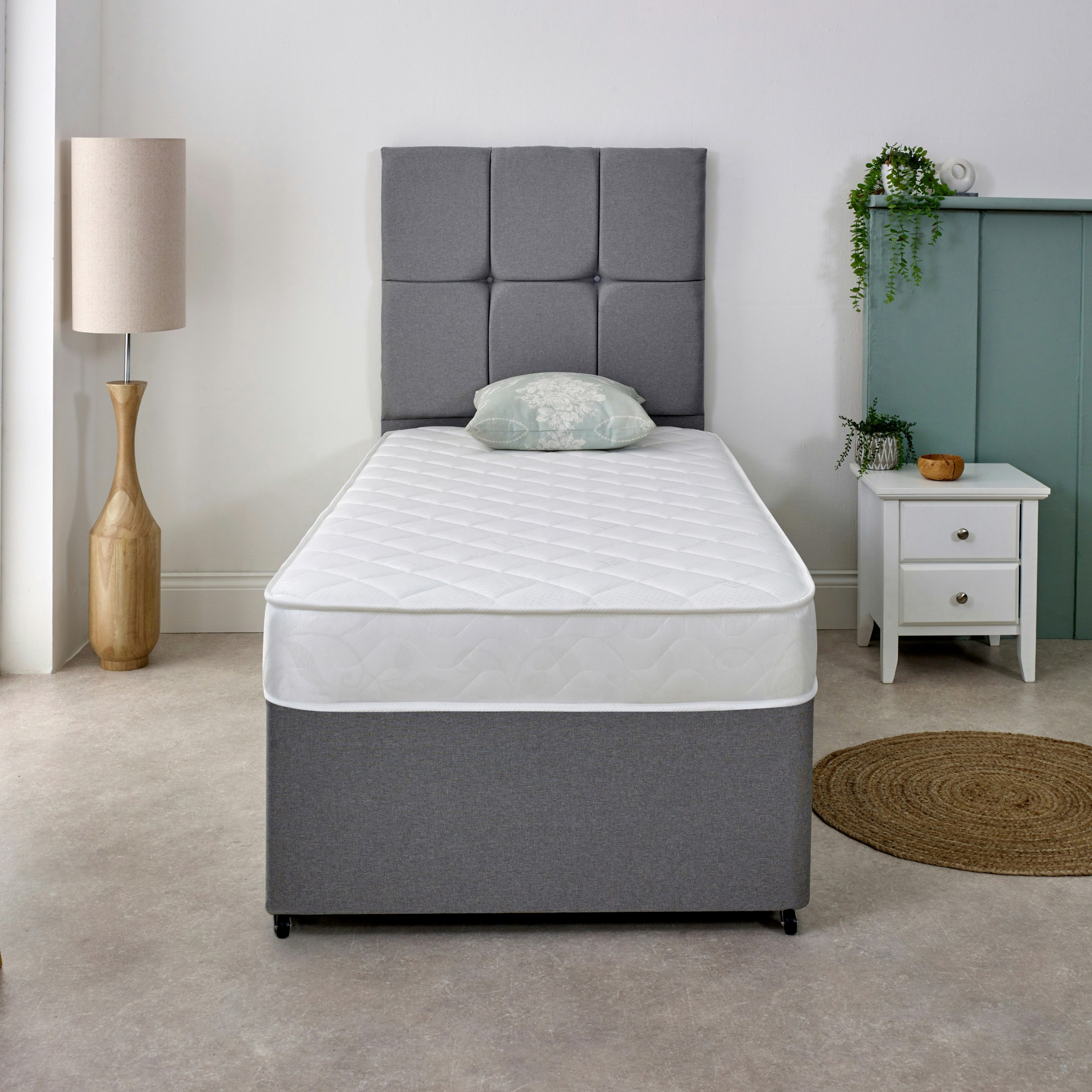 Rackhams White Cooltouch Diamond Hybrid Mattress - 18Cm Deep, Plush Feel - 1 - 2Ft6 Small Single Mattress (75Cm X 190Cm)