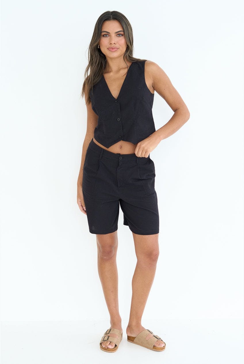 Urban Bliss Black Linen Blend Short - 8
