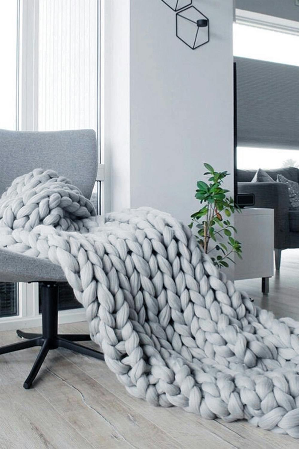 Rackhams Grey 100X120cm Chunky Knit Blanket Throw Stretchy Sofa Or Bed Throw With Twisted Design