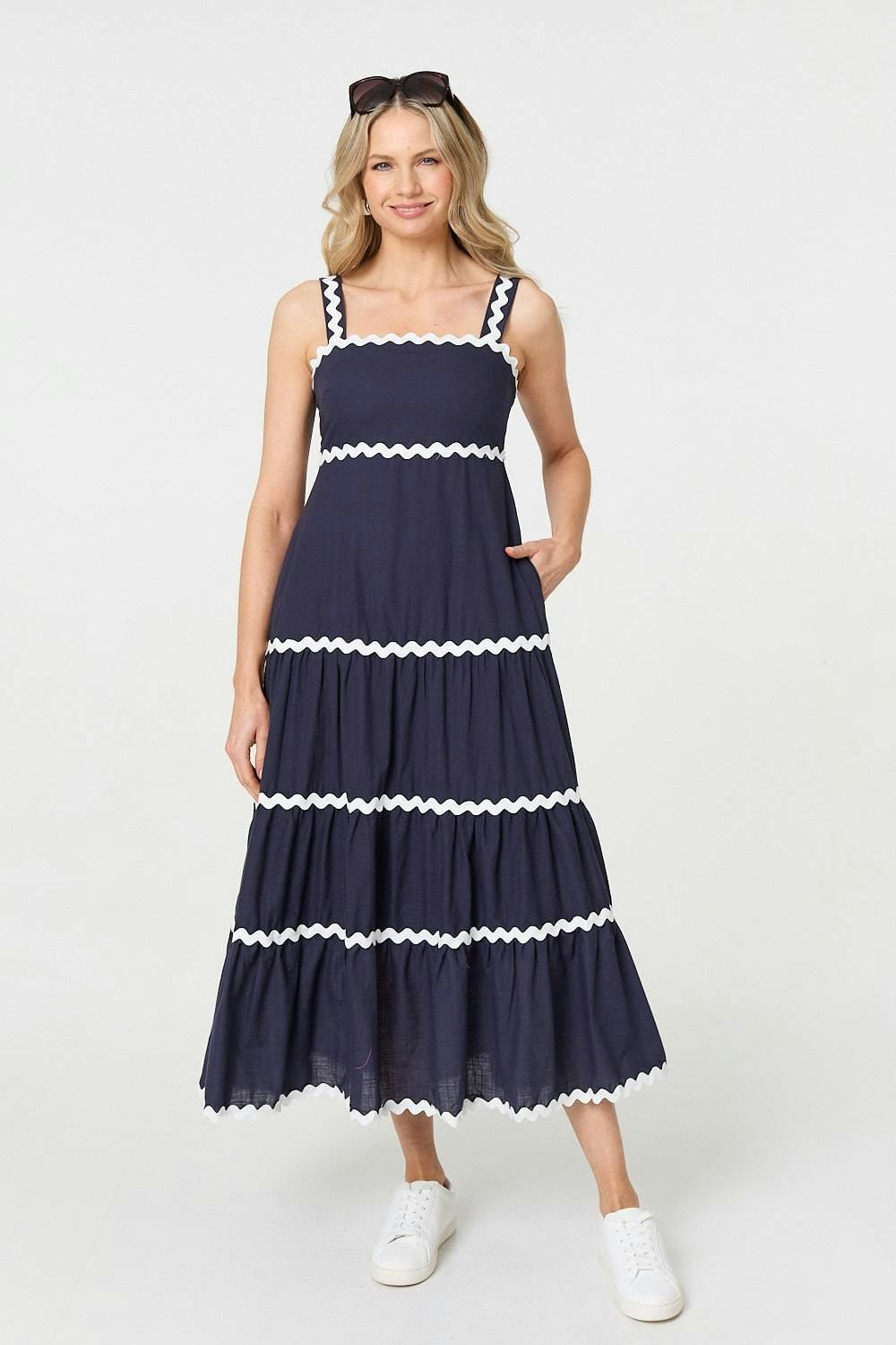 Izabel London Light Zig Zag Trim Sleeveless Tiered Midi Dress - Navy - 10