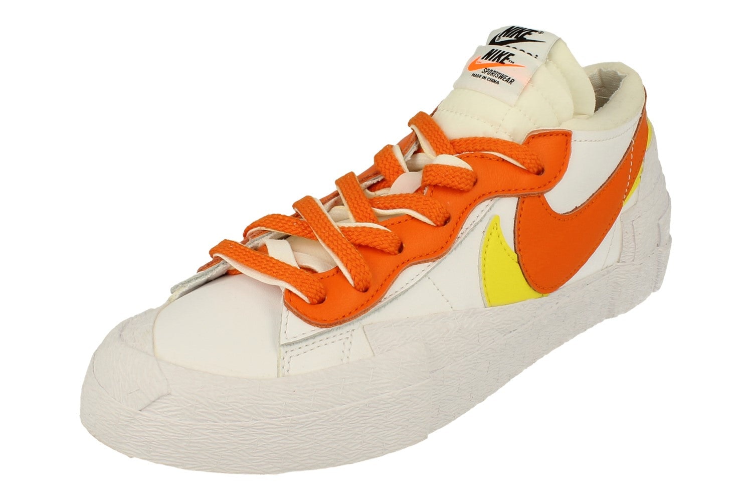 Nike Men's White/Orange Blazer Low / Sacai Trainers Dd1877 100 - Uk 9.5 | Us 10.5 | Eu 44.5