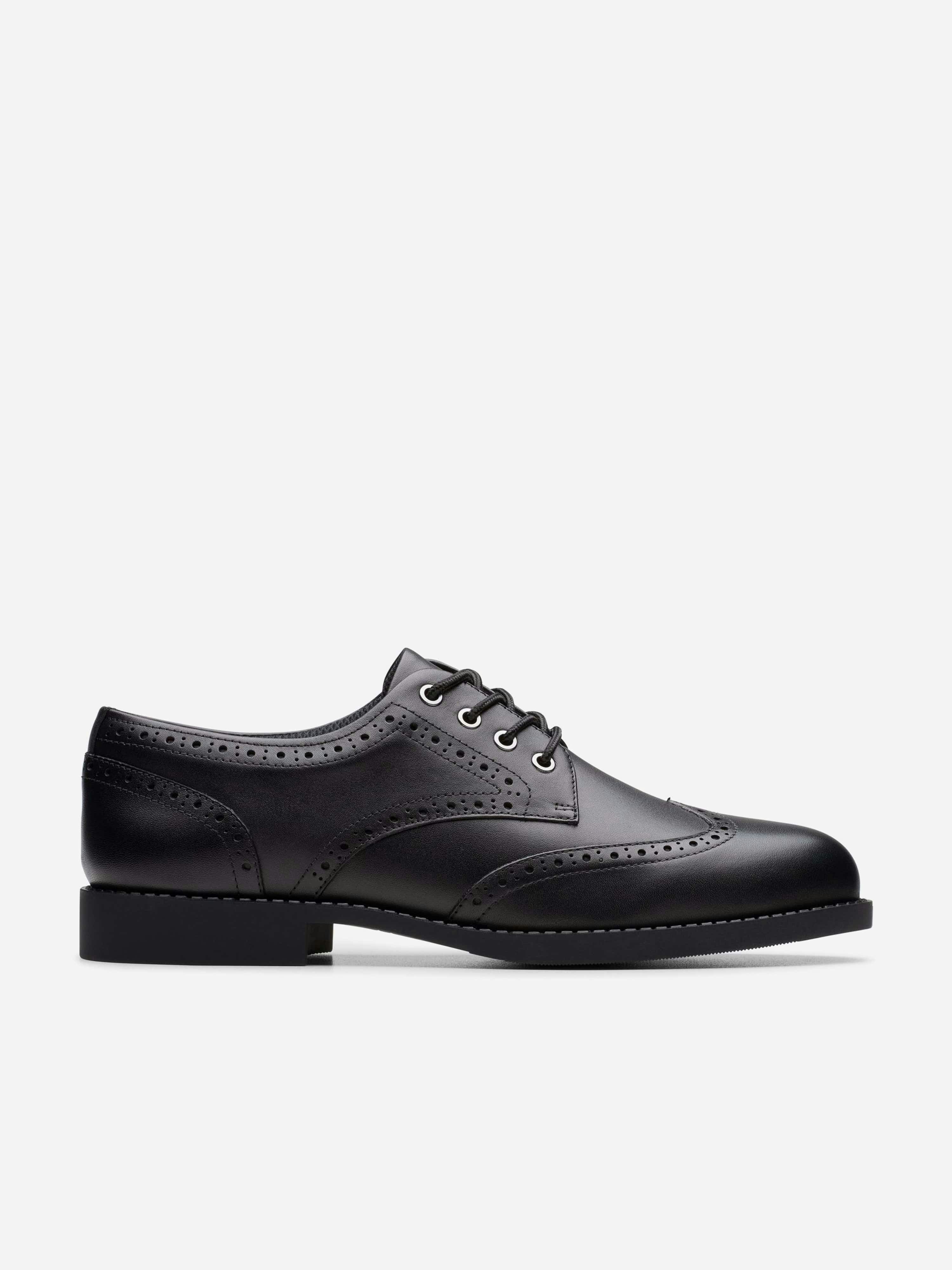 Clarks Boys Black Leather Tapa Pure Brogues In - Eu 35.5 Uk 3