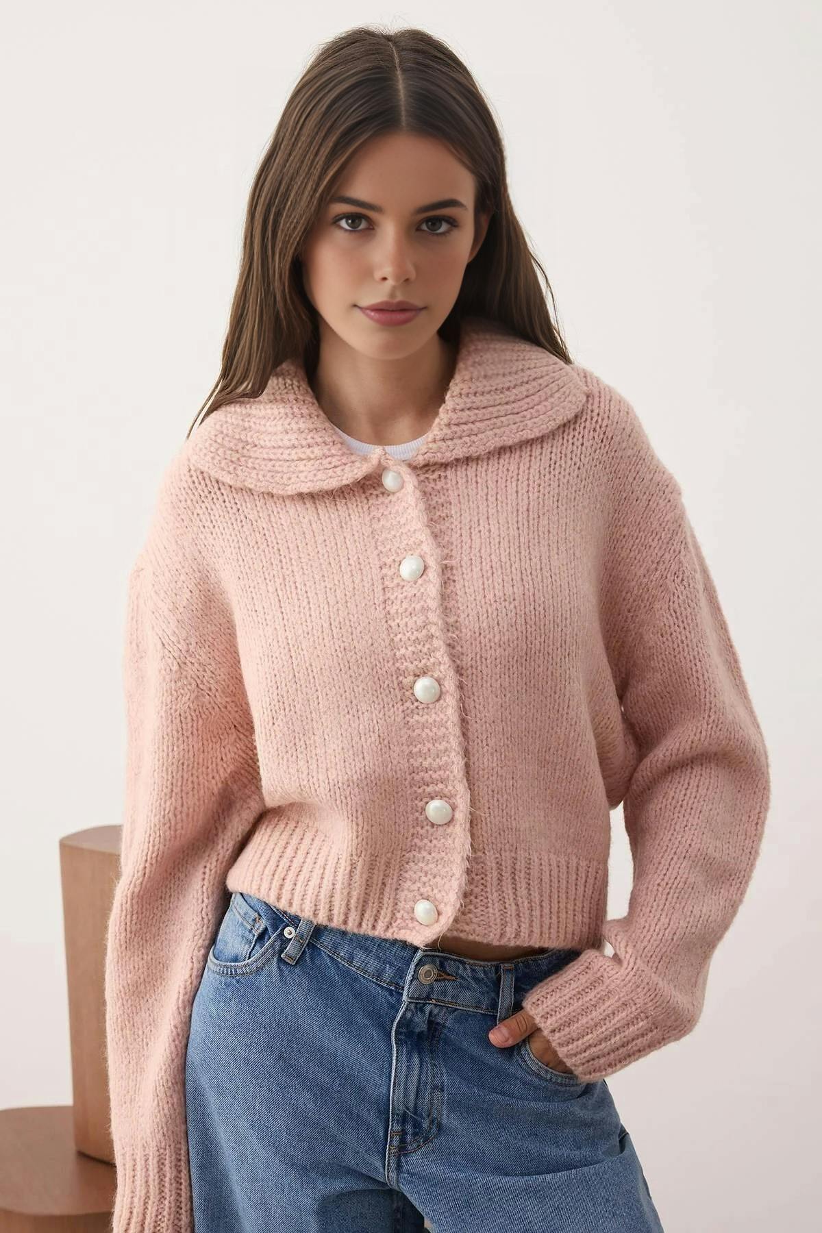 Wovcor Pink Oversize Crop Knit Cardigan - M