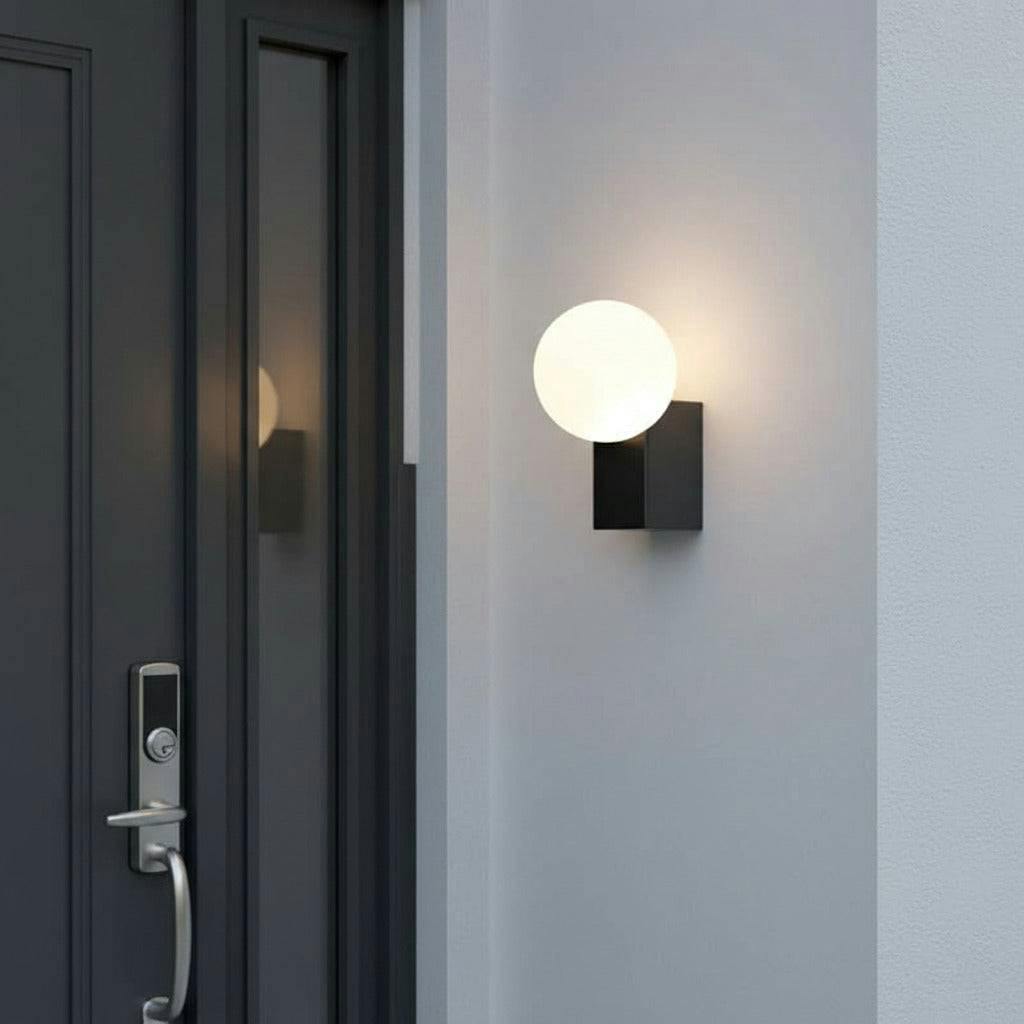 Rackhams Black/Light 6 Watt Led Outdoor Wall Globe