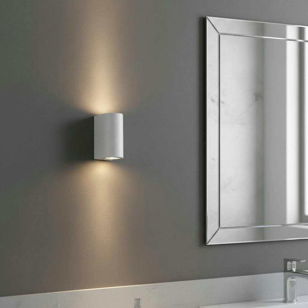Rackhams White 10 Watt Led Contemporary Sconce For Bathroom