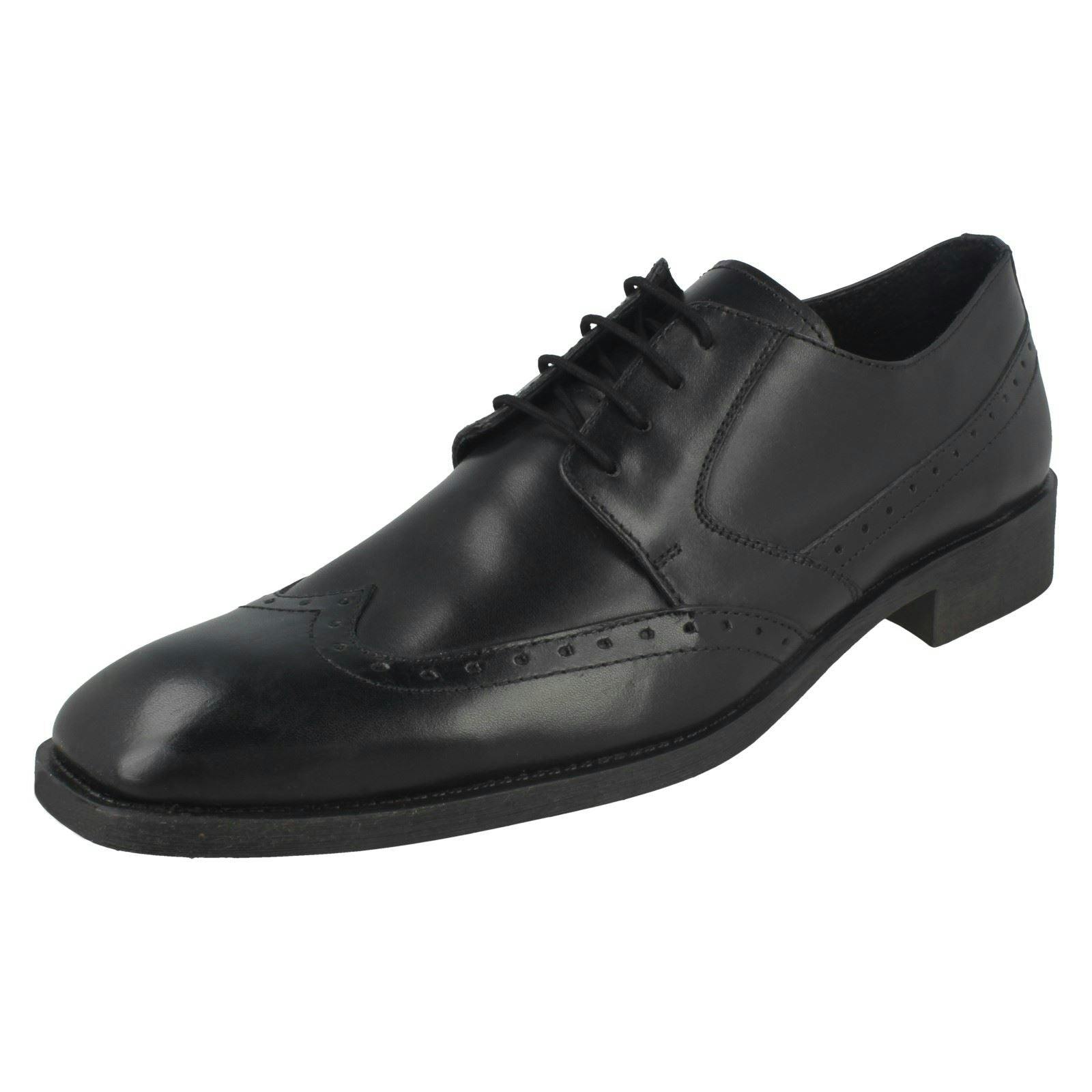 Maverick Men's Black Low Heel Lace Up Brogue Shoes - Uk 9
