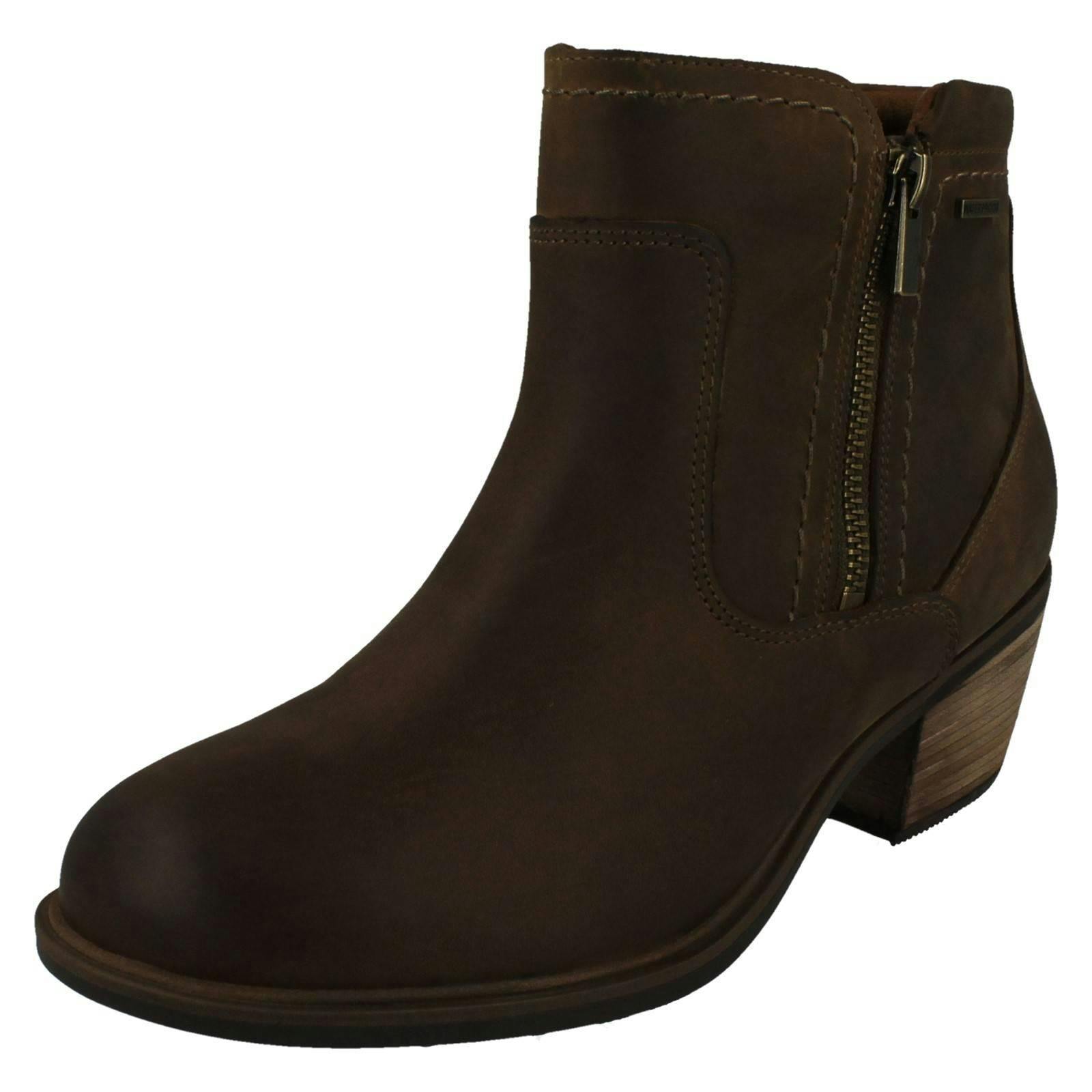 Clarks Women's Waterproof Ankle Boots Neva Zip Wp - Taupe - Uk 6.5