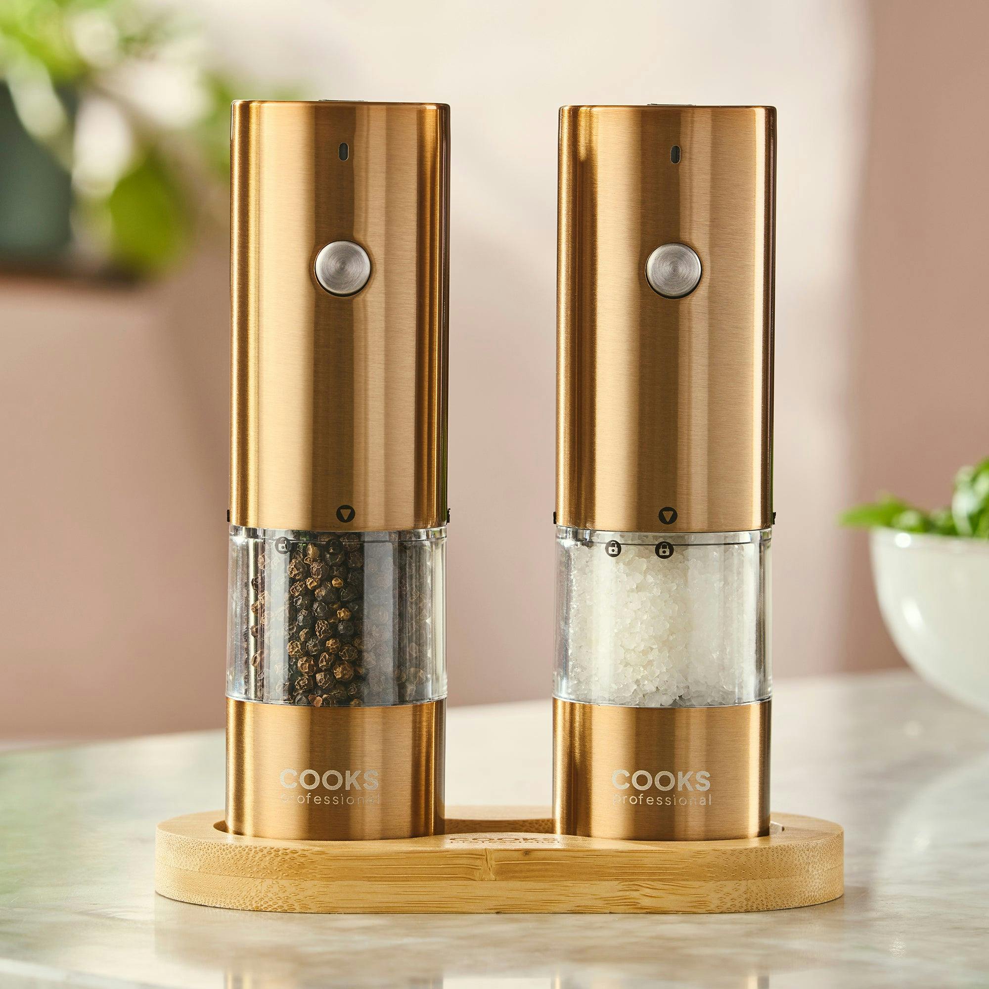 B&Q -  Rechargeable Salt And Pepper Mill Set With Bamboo BaseAdjustable Grind & One Button OperationCopper - Image 5