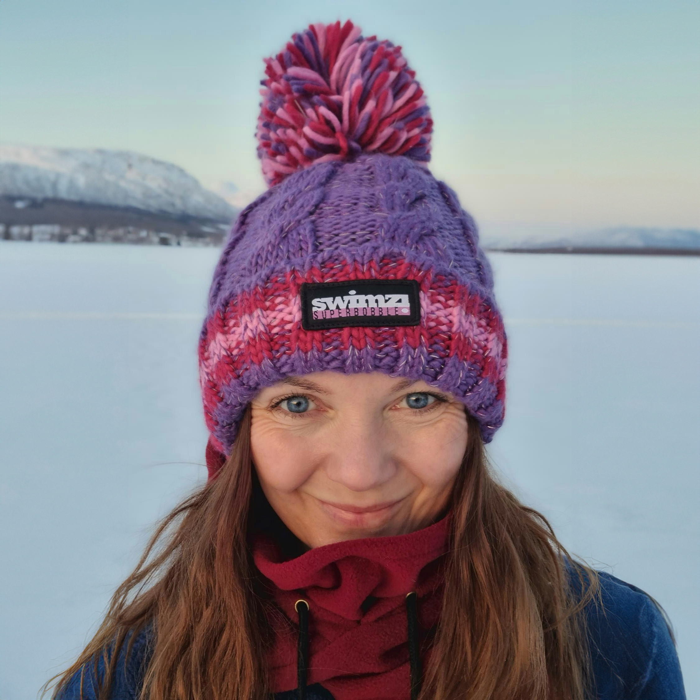 Superbobble Unisex Cable Knit Beanie Bobble Hat - Berries