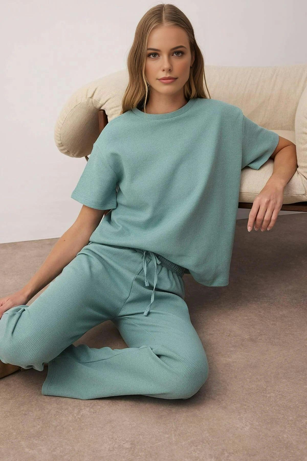 Wovcor Green 2-Piece Waffle Textured Knit Pajama Set With Waist Tie Detail - Xs