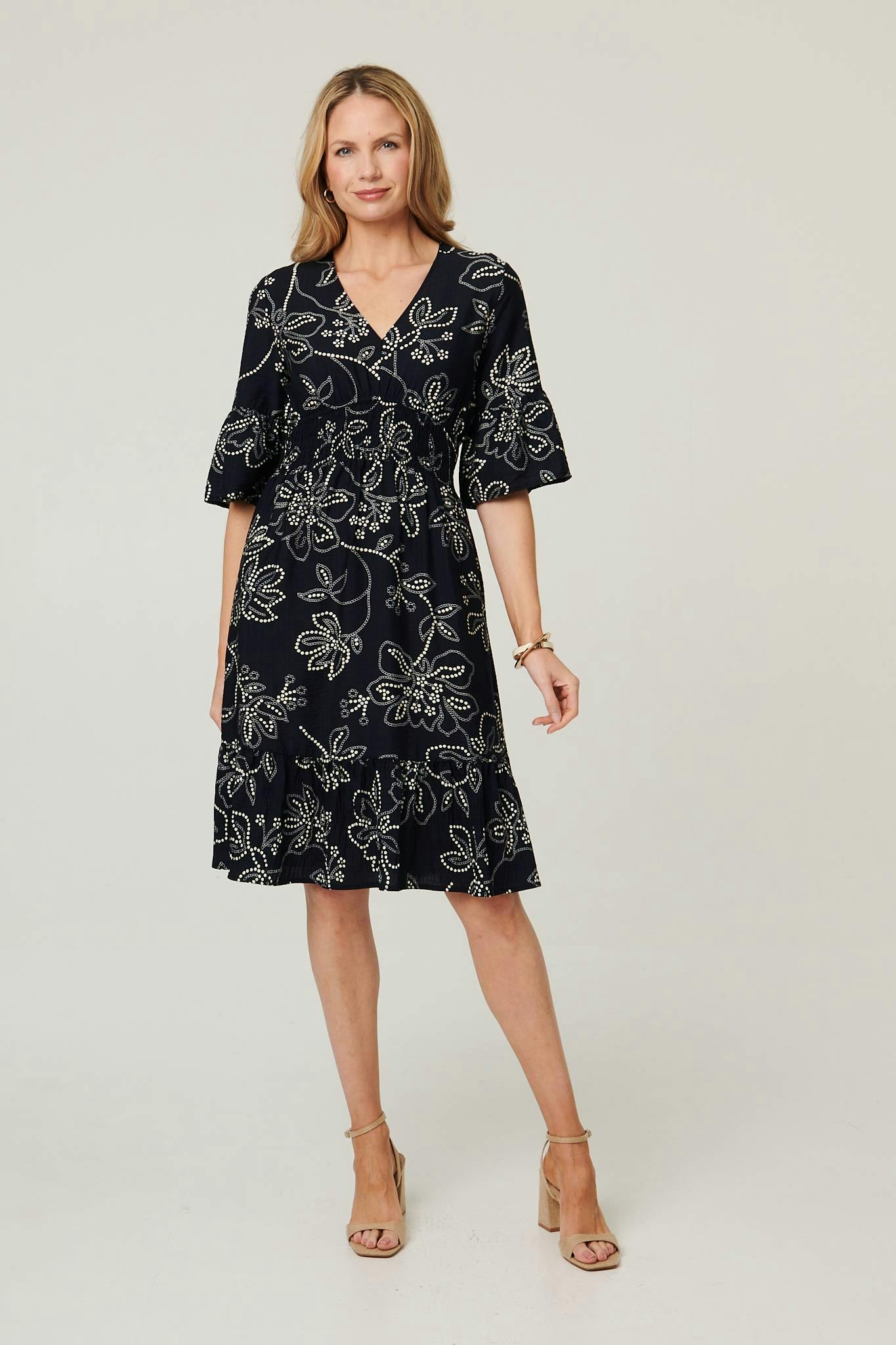 Izabel London Light Printed Flare Sleeve Knee Length Dress - 14 - Navy