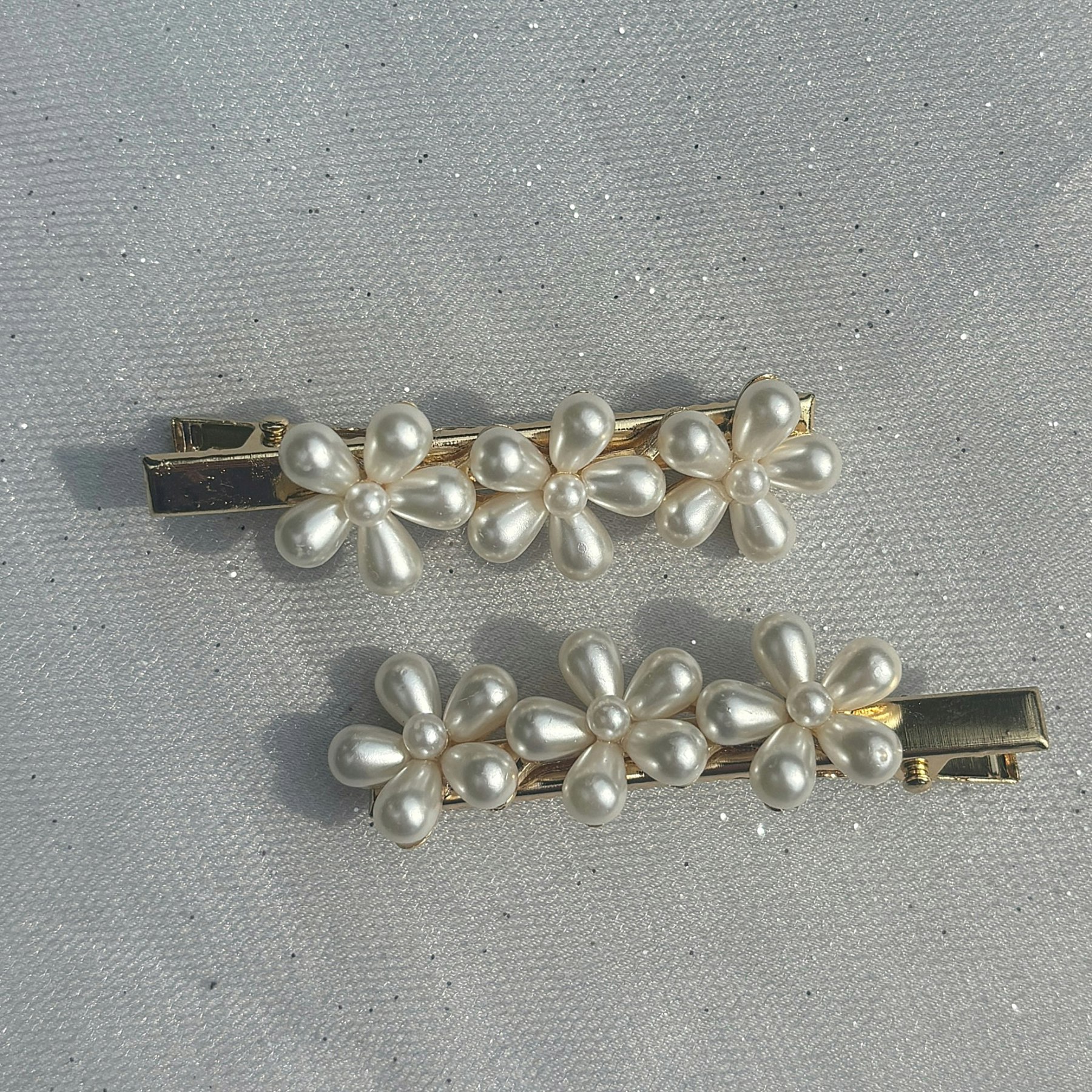 Queenmee Accessories Gold Pearl Hair Grips Long Flower Hair Clips Crocodile Hair Clips Set Of 2