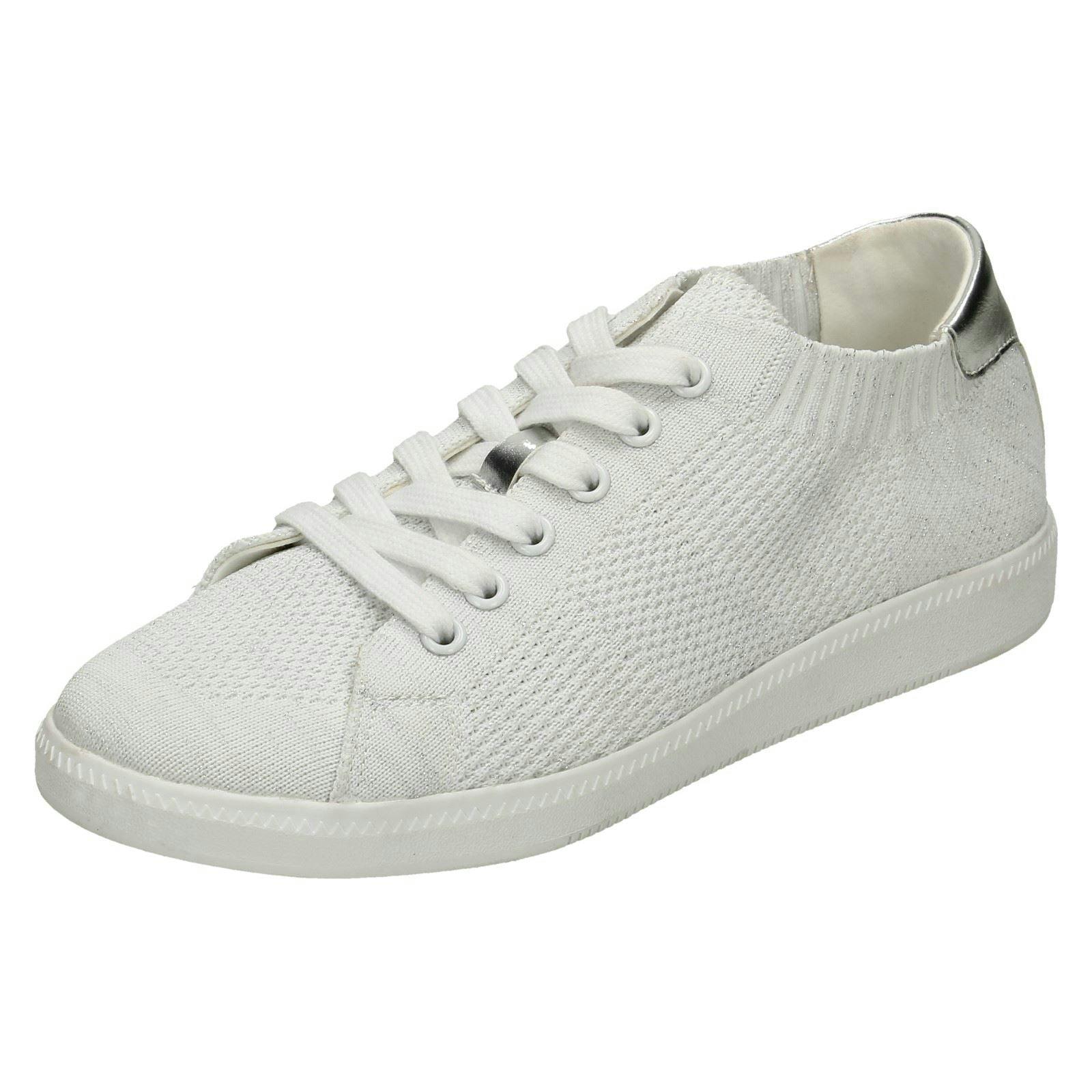 Reflex Women's White Ribbed Lace Up Pumps - Uk 7