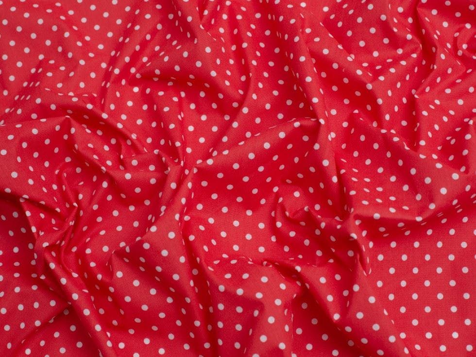 Minerva Red Core Range Printed Polycotton Fabric - Spots Design Dressmaking Fabric, 112.5 Cm / 45" Wide - Per Metre