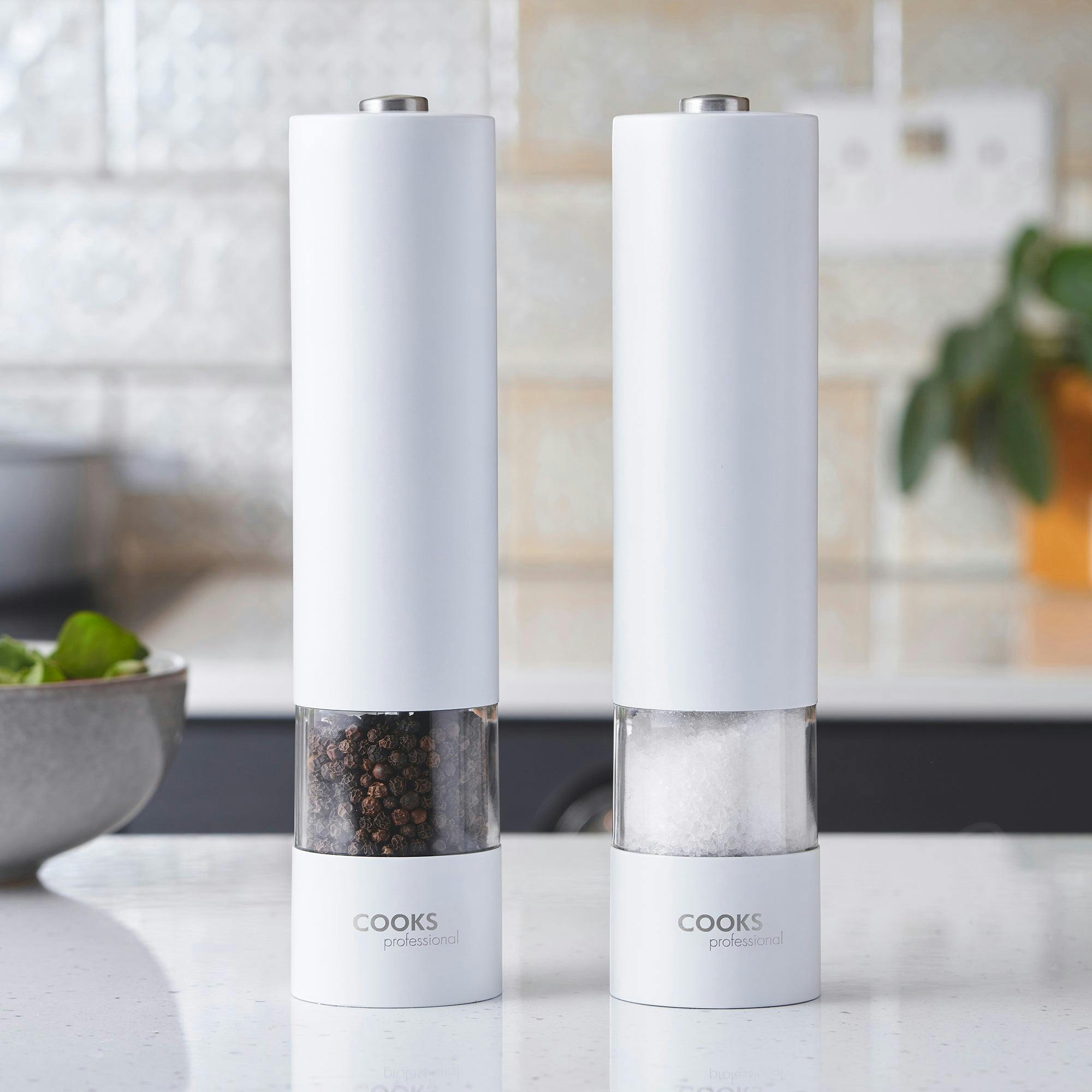 Rackhams White Electric Salt And Pepper Mill Set |