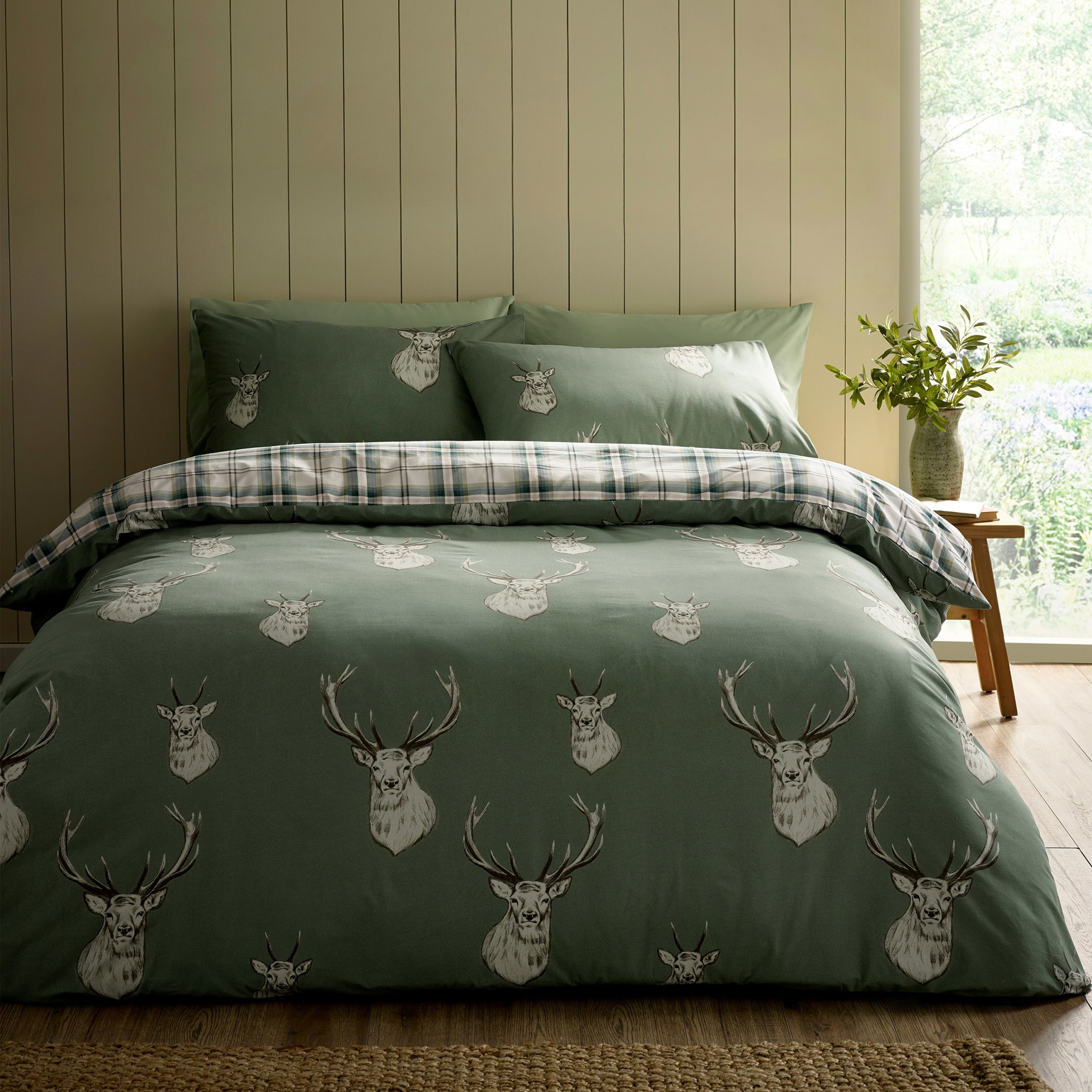 Catherine Lansfield Green Stag Check Reversible Duvet Cover Set - Soft - King