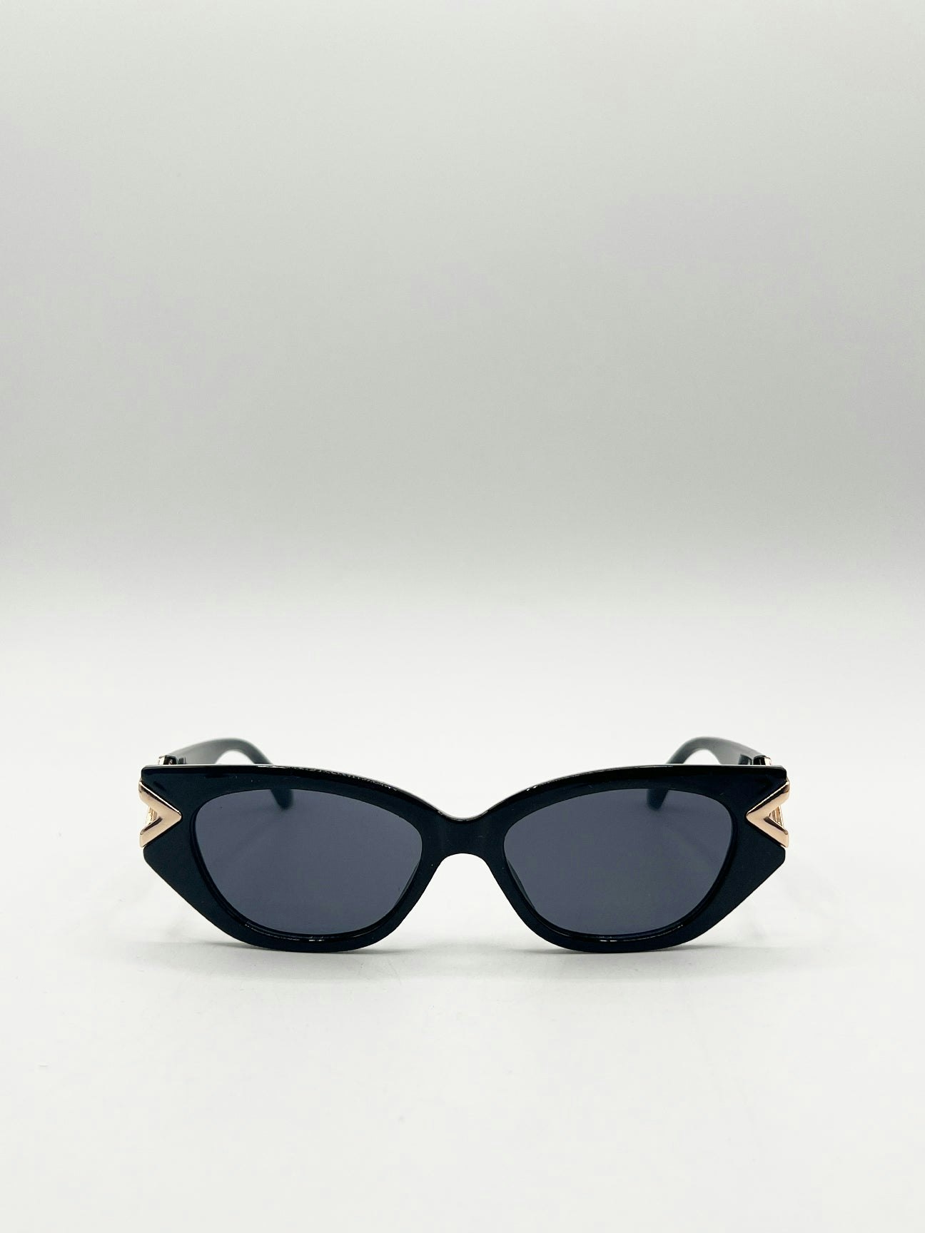 Svnx Black Cat-Eye Sunglasses With Side Detail In - One Size