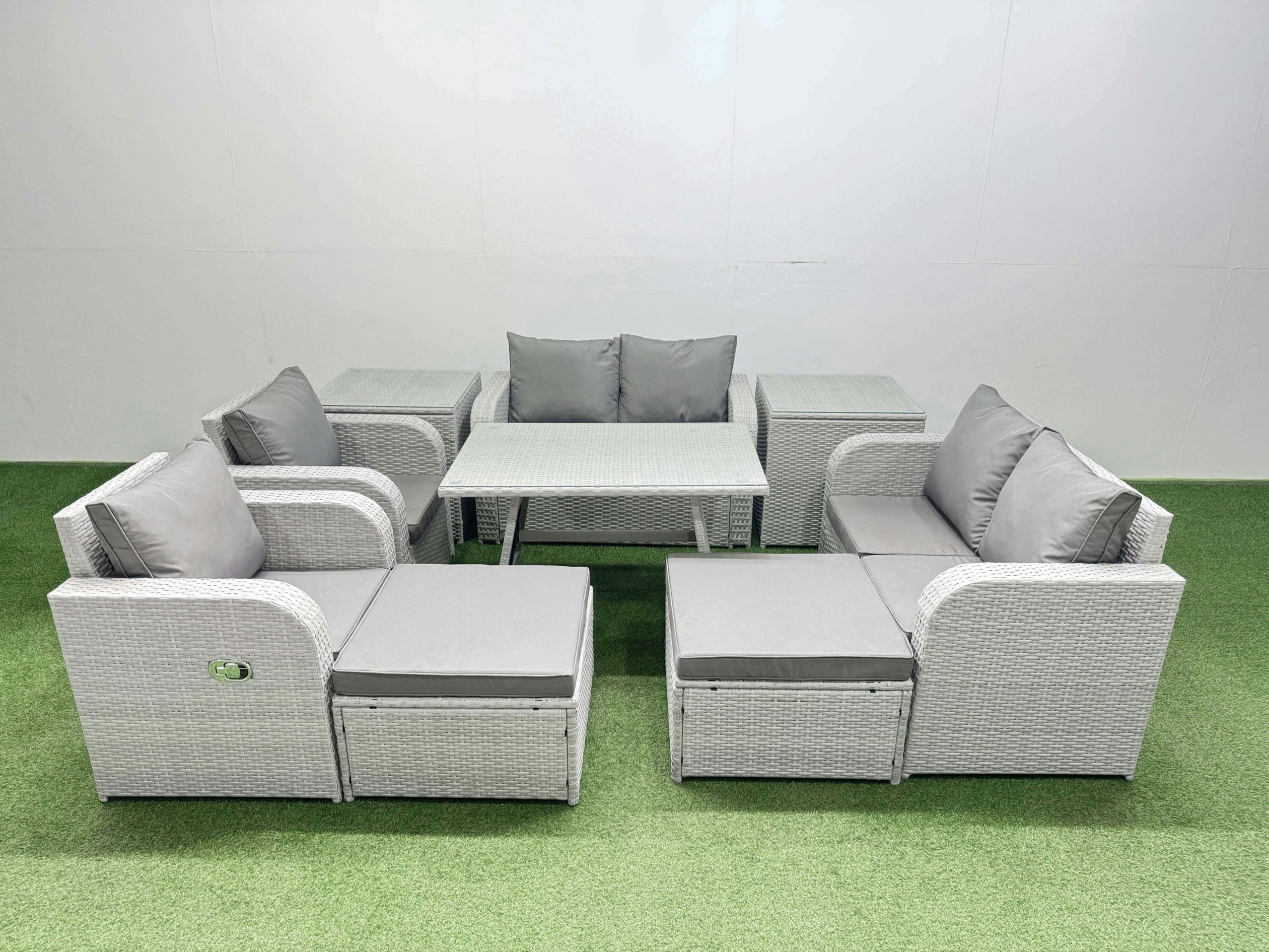 Fimous Light/Grey 8 Seater Rattan Garden Furniture Set Outdoor Love Sofa Set With Rectangular Dining Table 2 Side Tables 2 Big Footstools