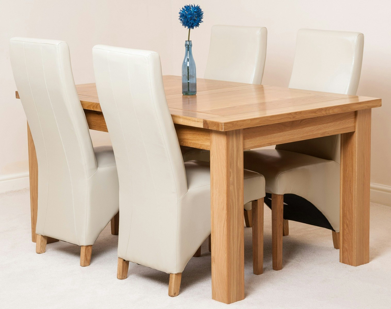 That's Furniture Ivory Seattle Oak Extending Dining Table With Lola Leather Chairs - 4 Chairs