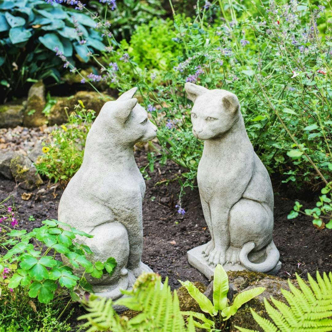 Osn Pair Of Standing Cats Gatepost Garden Ornaments