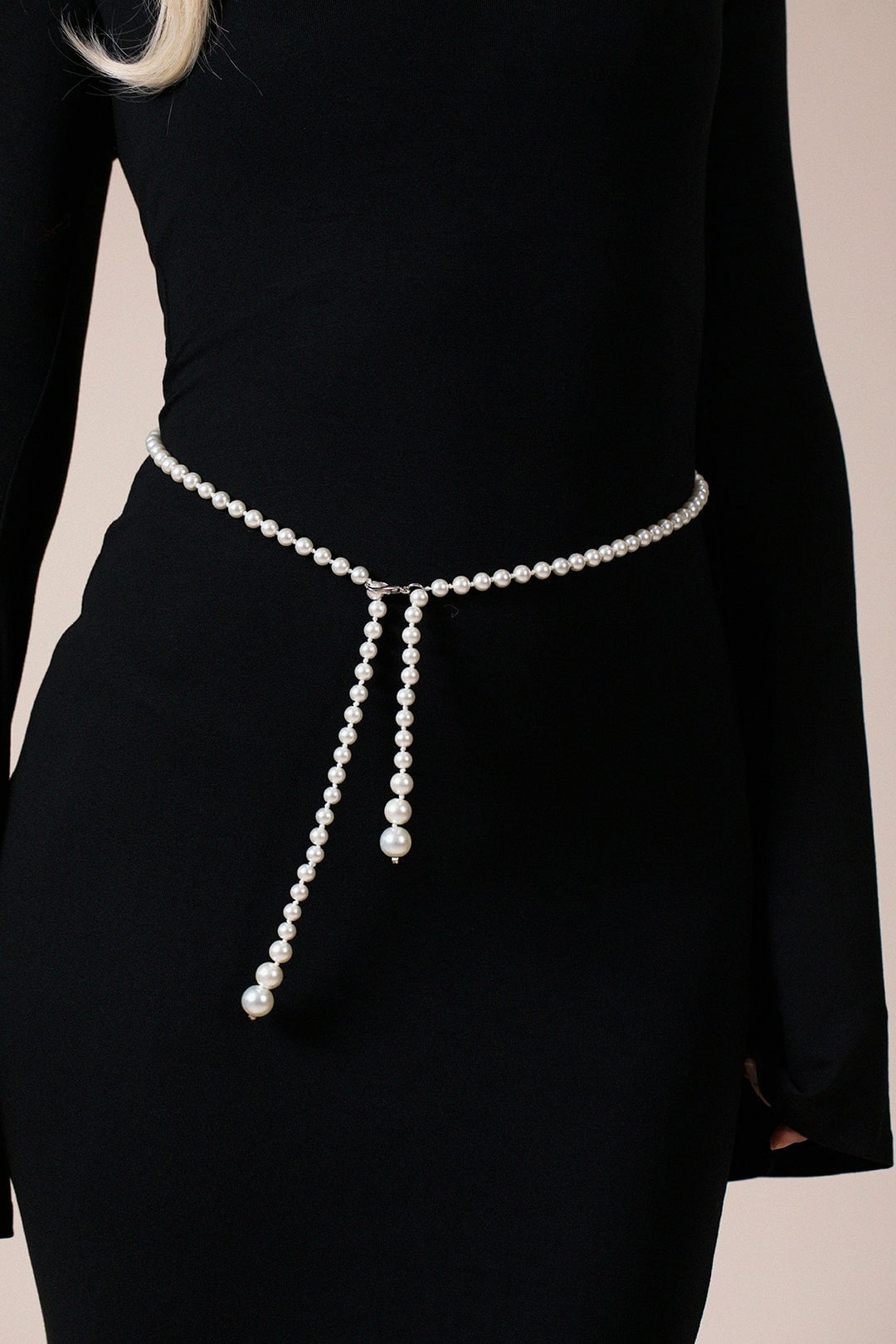Svnx Women's White Pearl Chain Belt In Silver In - Image 5