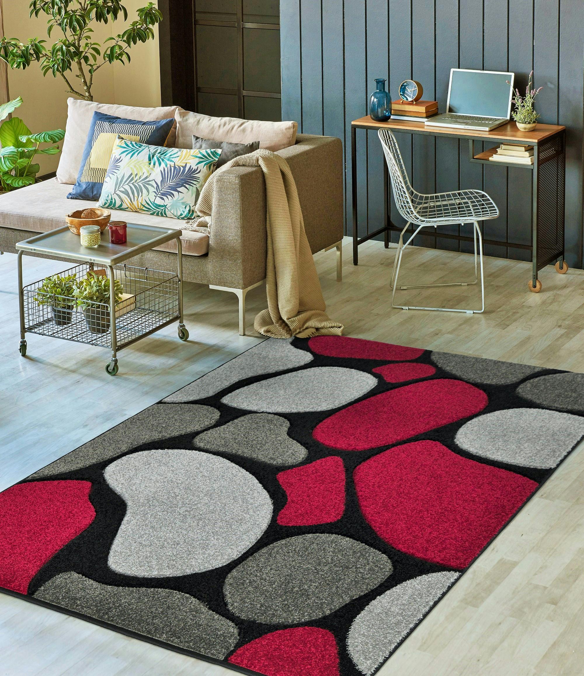 Smart Living Black/Red Stone Carved Rug - 160Cm X 230Cm (5.2Ft X 7.5Ft)