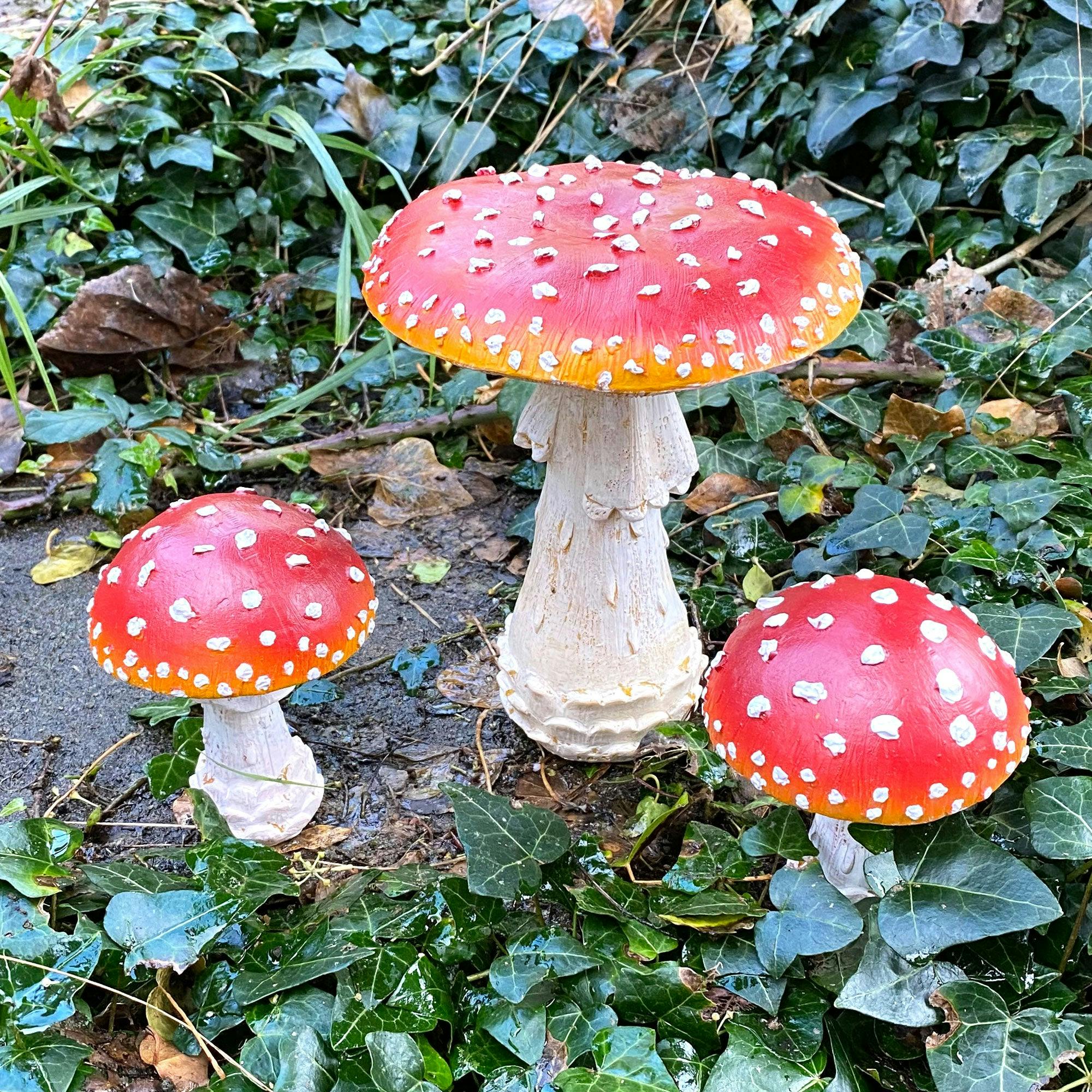 Ferncrest Trading Large Mushroom Set 3 Toadstool Garden Ornaments